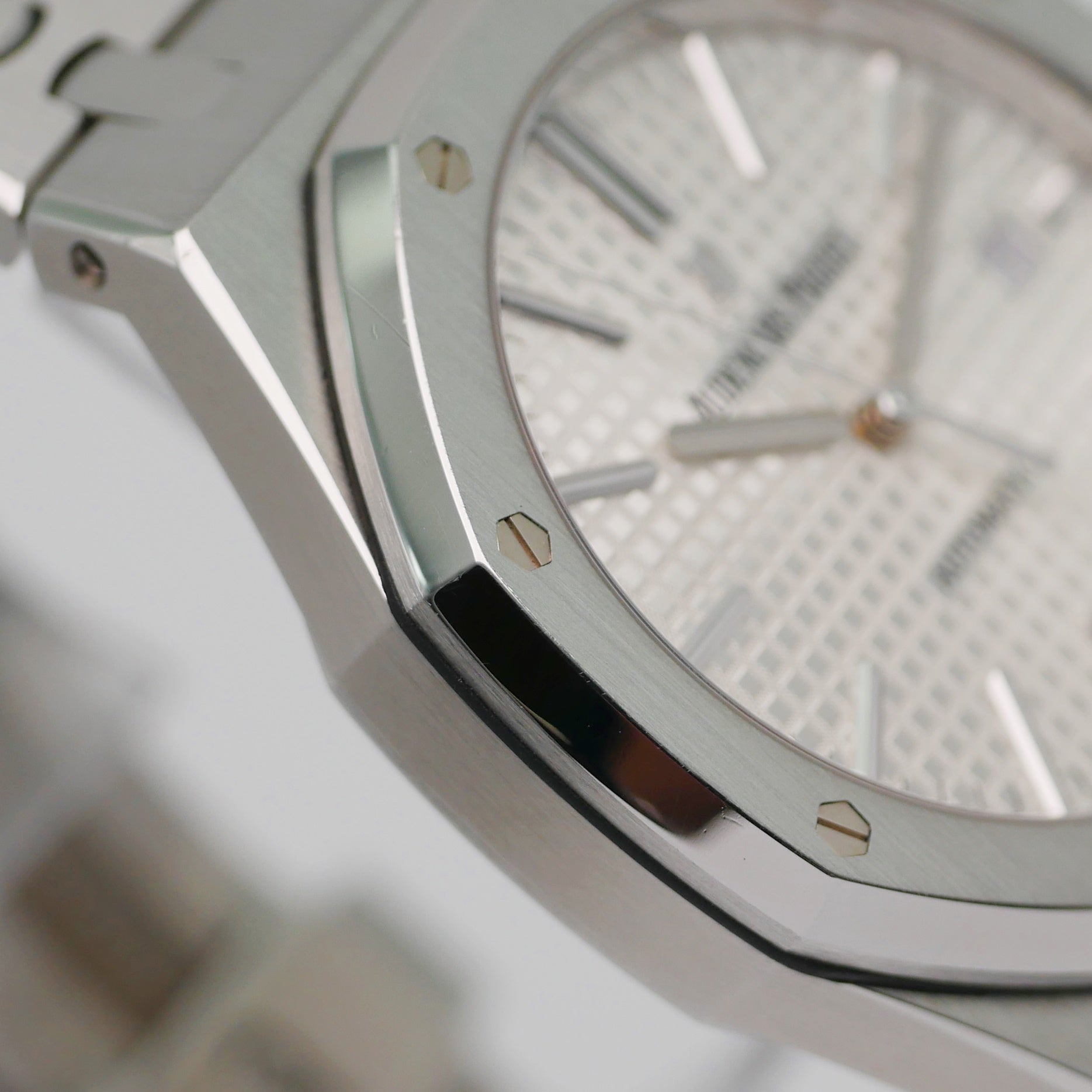 Audemars Piguet Royal Oak Stahl 15400ST.OO.1220ST.02 - 2018