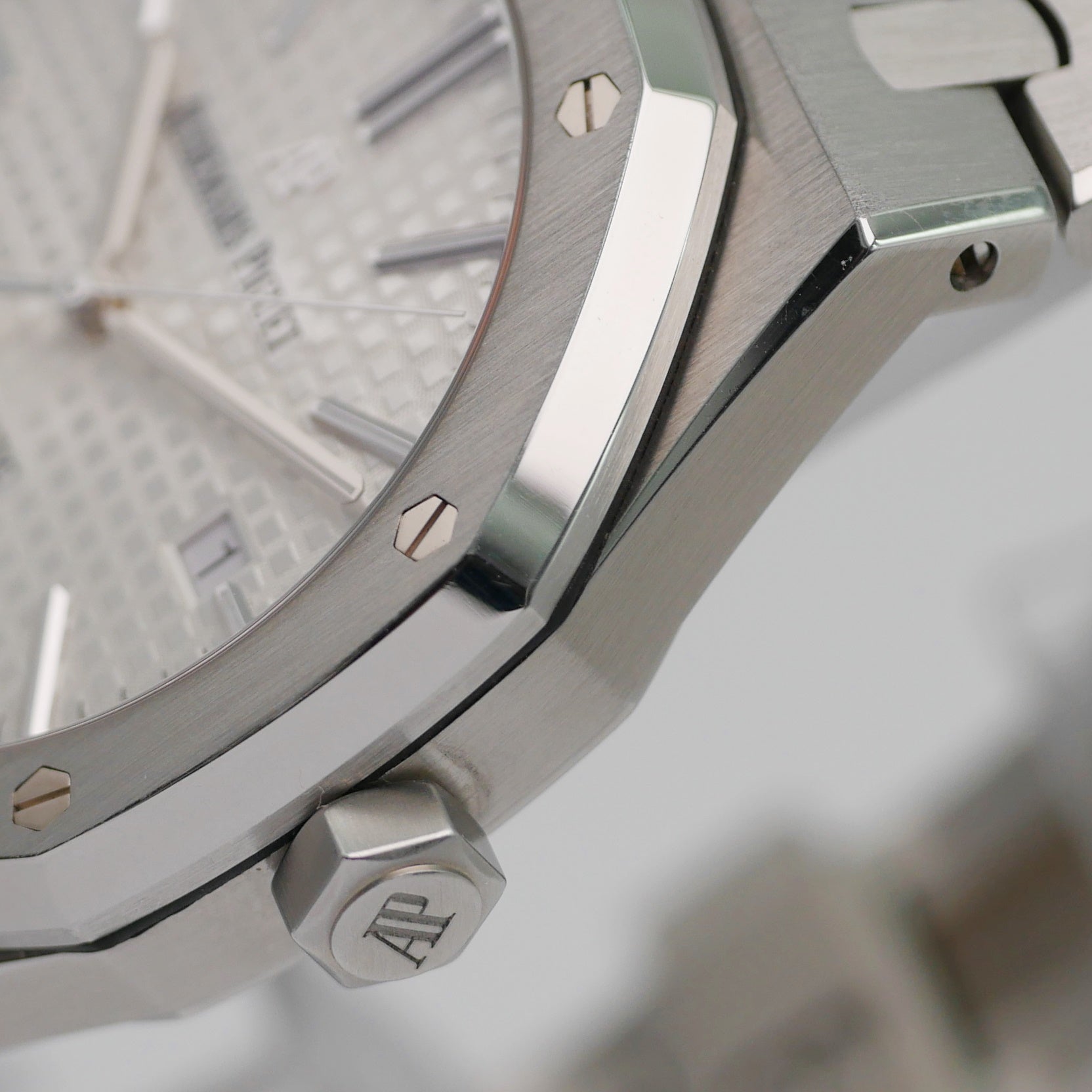 Audemars Piguet Royal Oak Stahl 15400ST.OO.1220ST.02 - 2018