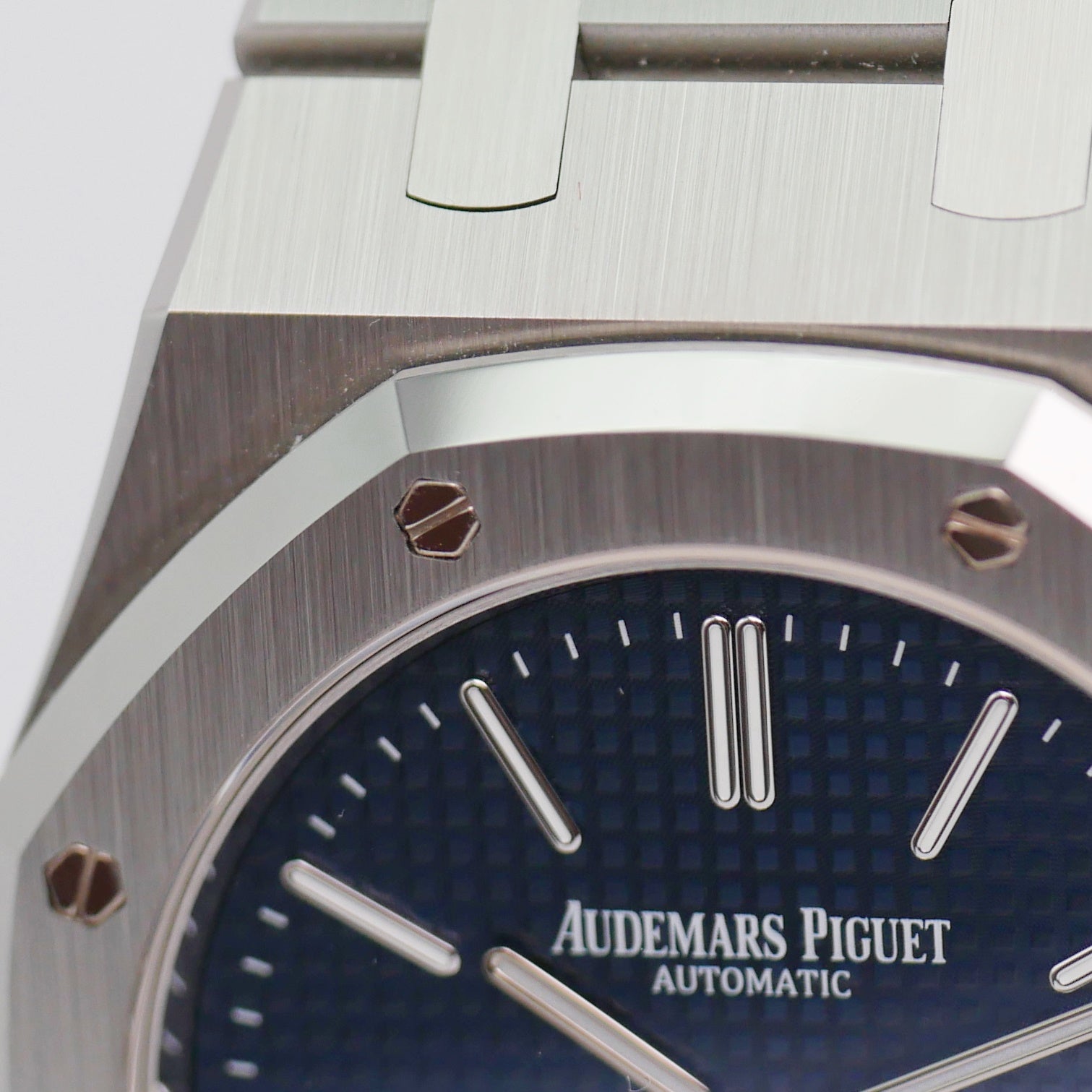 Audemars Piguet Royal Oak ''Jumbo'' Extra-Thin Steel 15202ST ''Unworn''