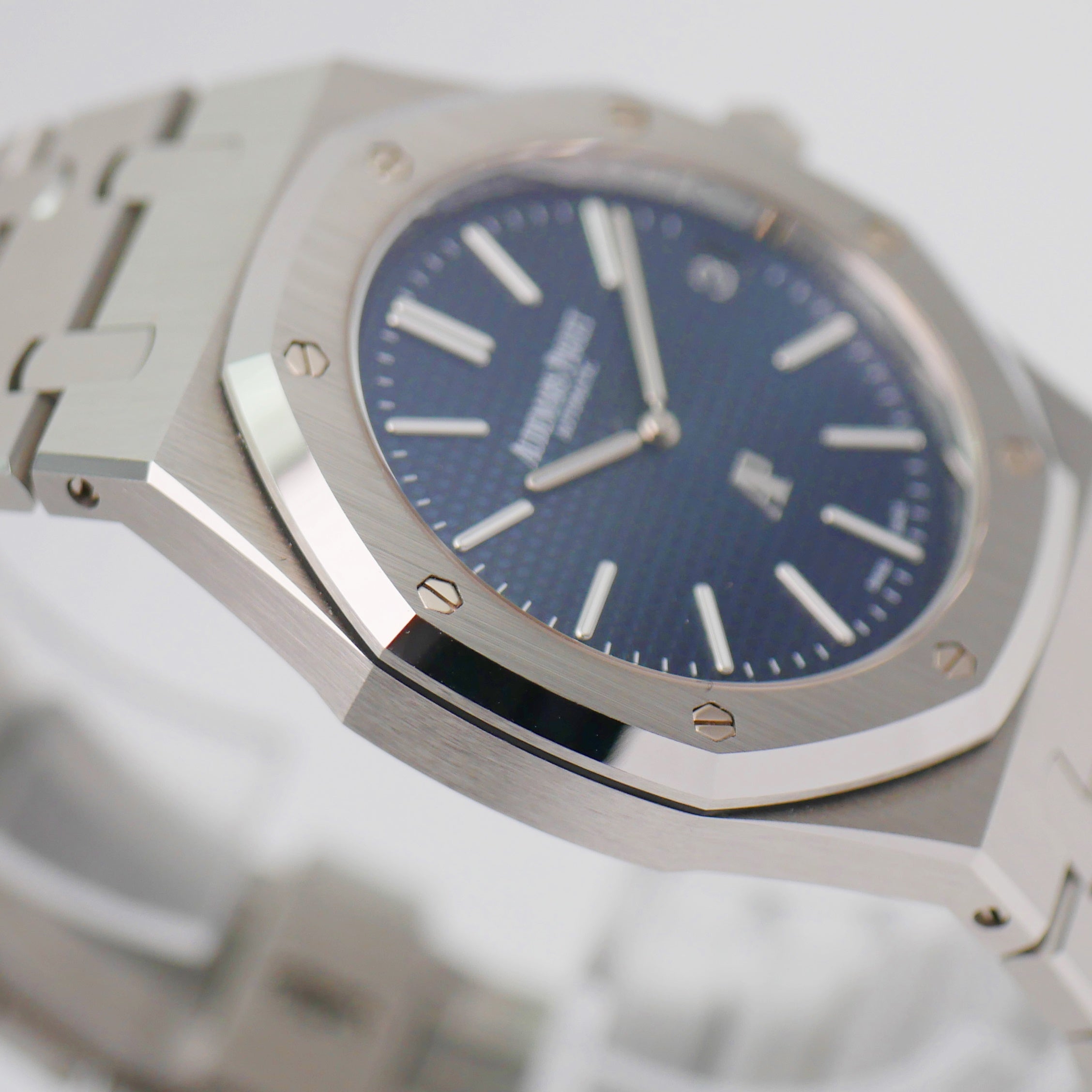 Audemars Piguet Royal Oak ''Jumbo'' Extra-Thin Steel 15202ST ''Unworn''