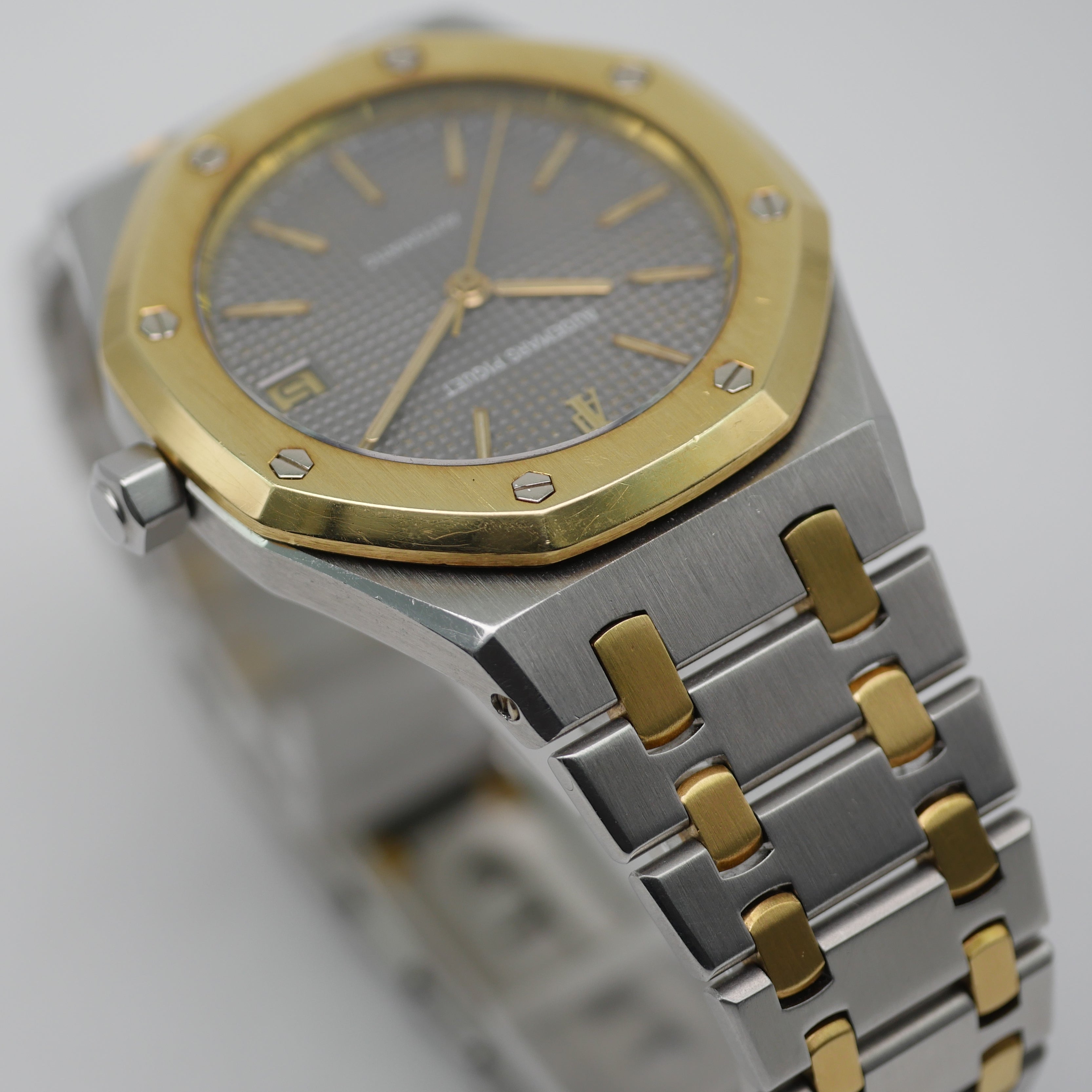 Audemars Piguet Royal Oak Stahl / Gelbgold 14790SA - 1992 + Archivauszug