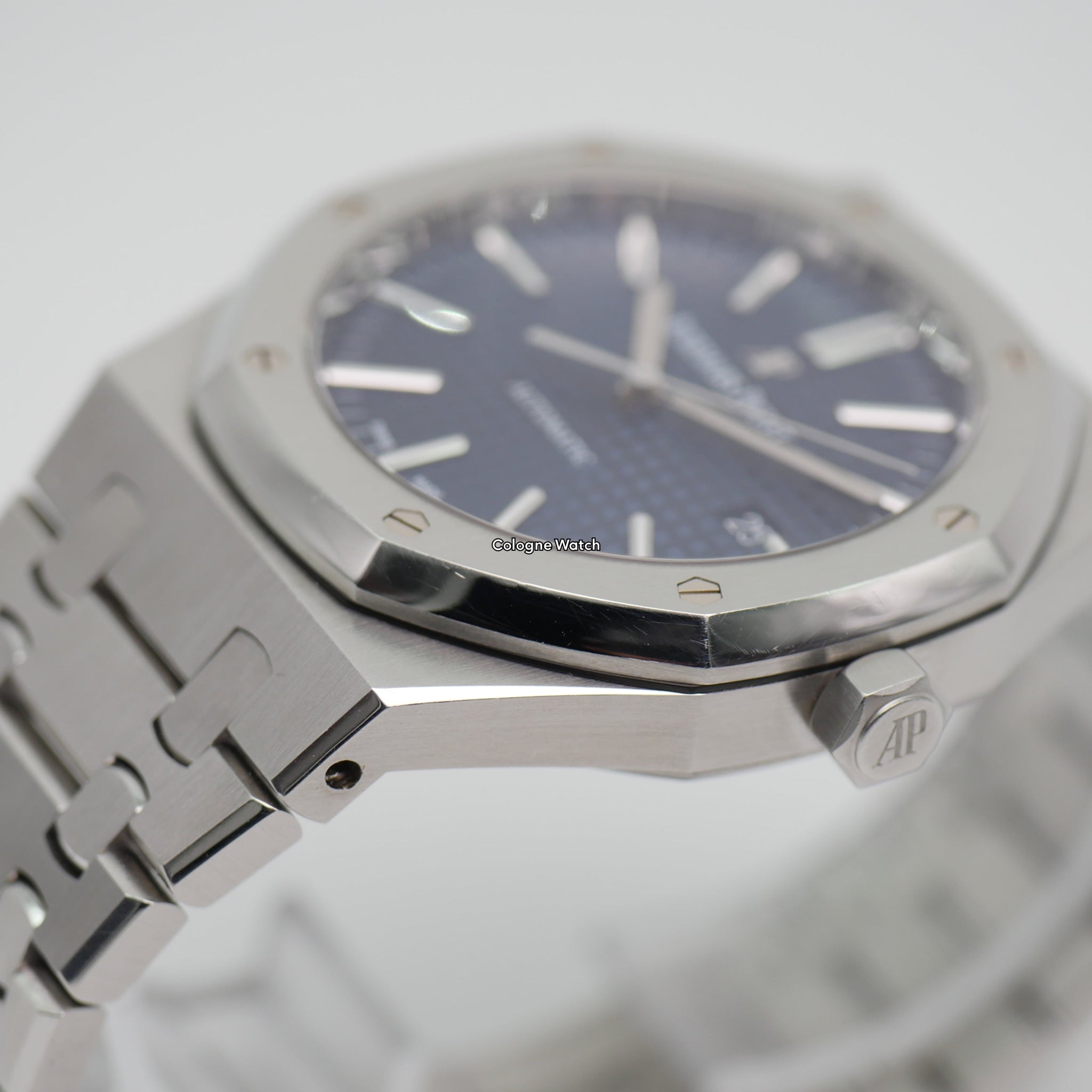 Audemars Piguet Royal Oak 15400ST.OO.1220ST.03 - 2015
