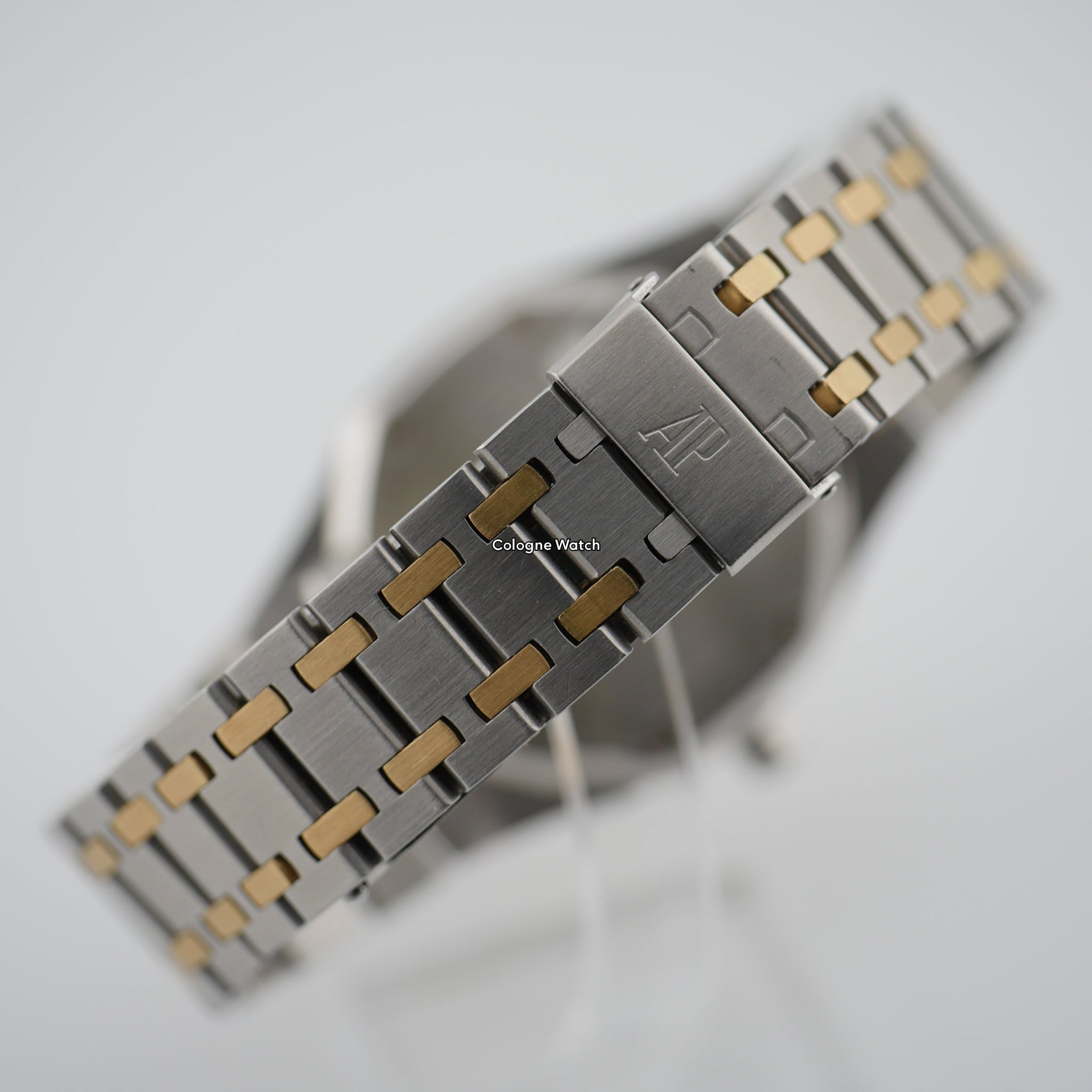 Audemars Piguet Royal Oak Day-Date Stahl / Gelbgold Ref. 25572SA