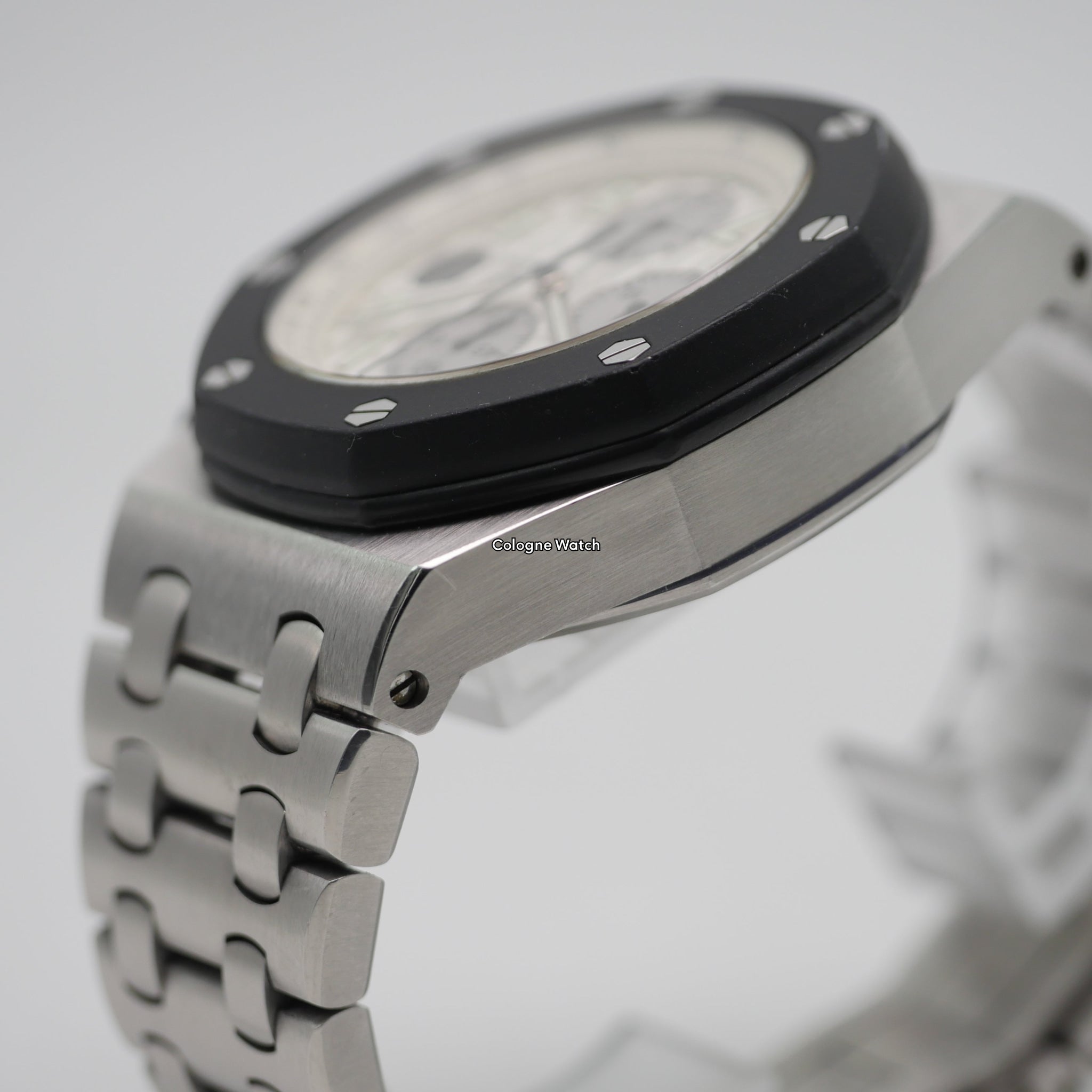 Audemars Piguet Royal Oak Offshore Steel 25940SK.OO.D002CA.02