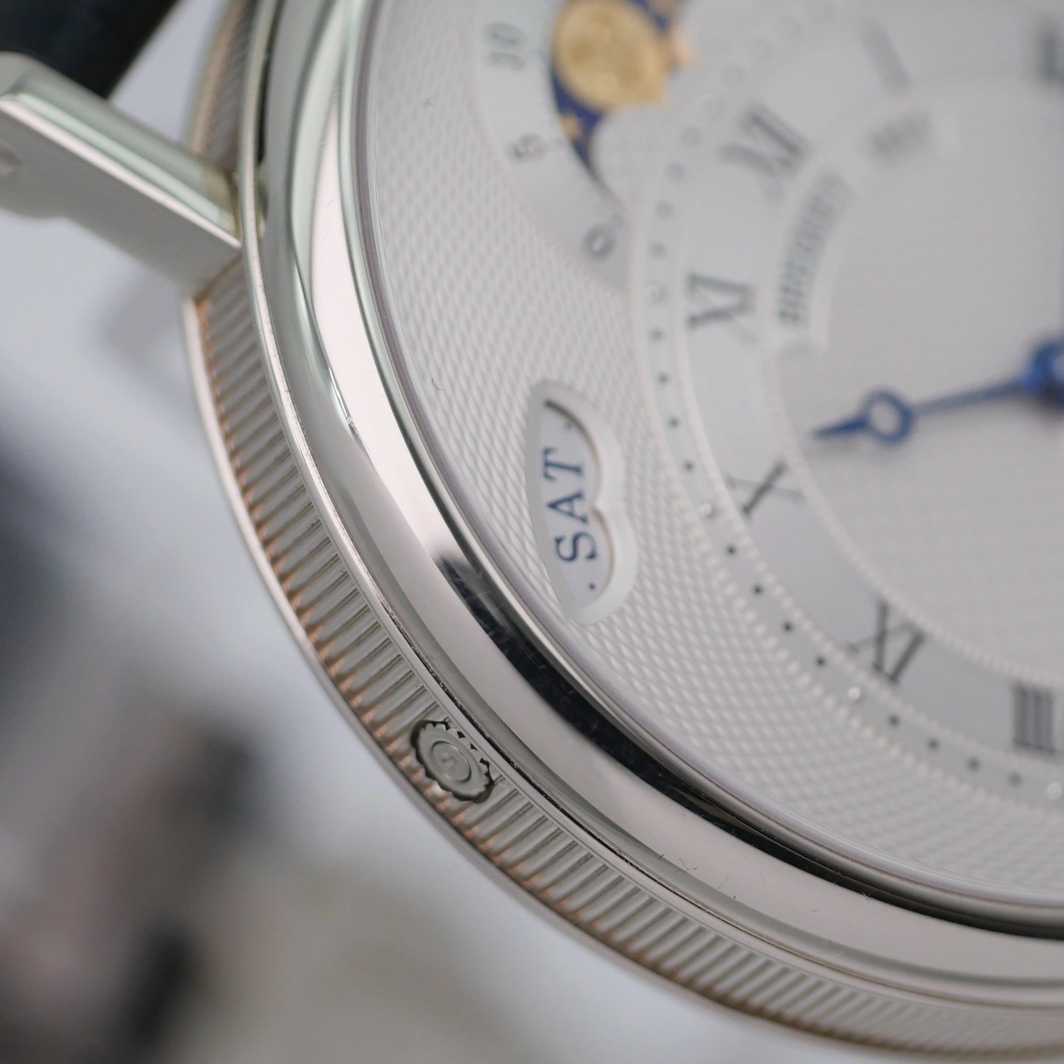 Breguet Classic White Gold 7337BB/1E/9v6