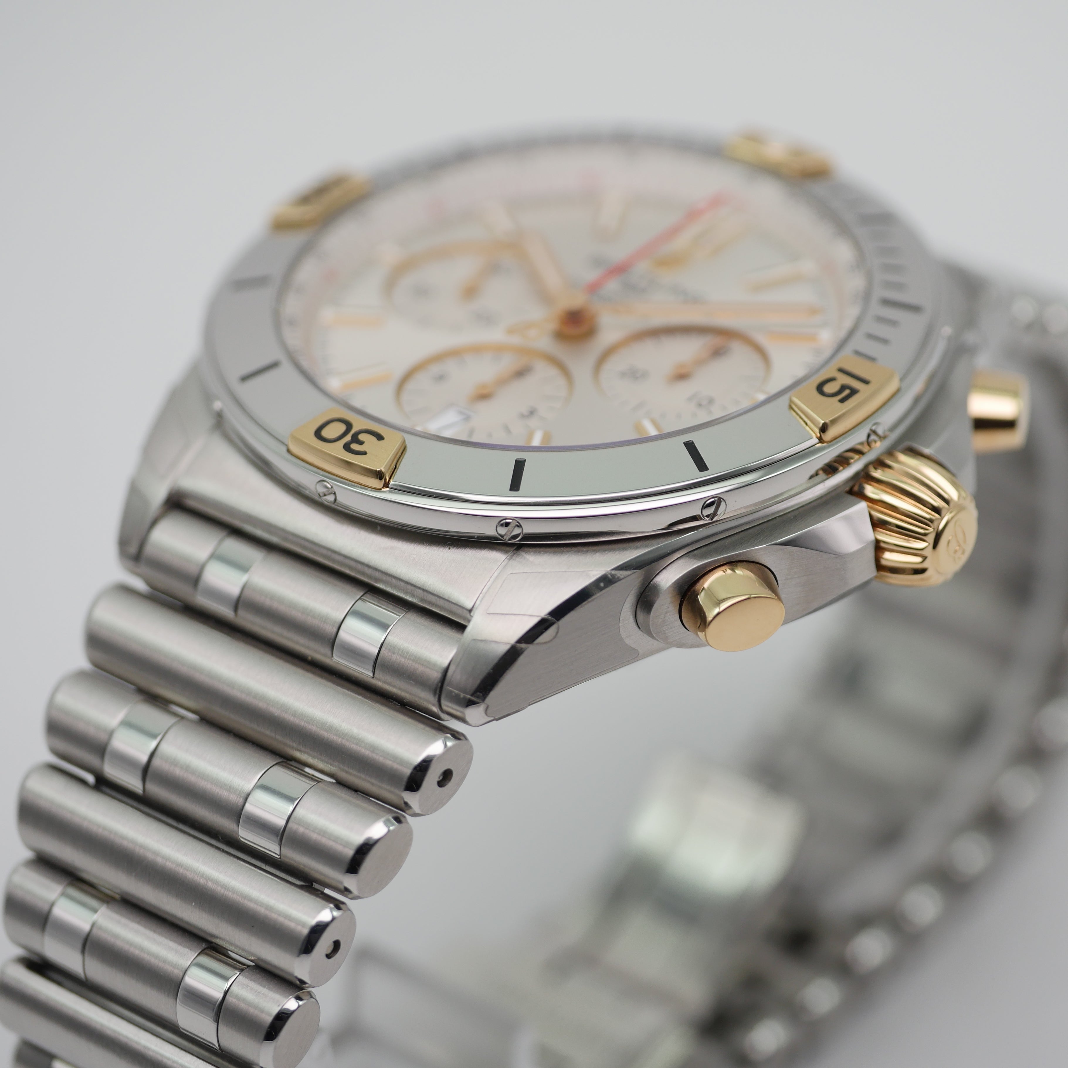 Breitling Chronomat B01 42 Chronograph Stahl / Gold IB0134101G1A1 - 2023