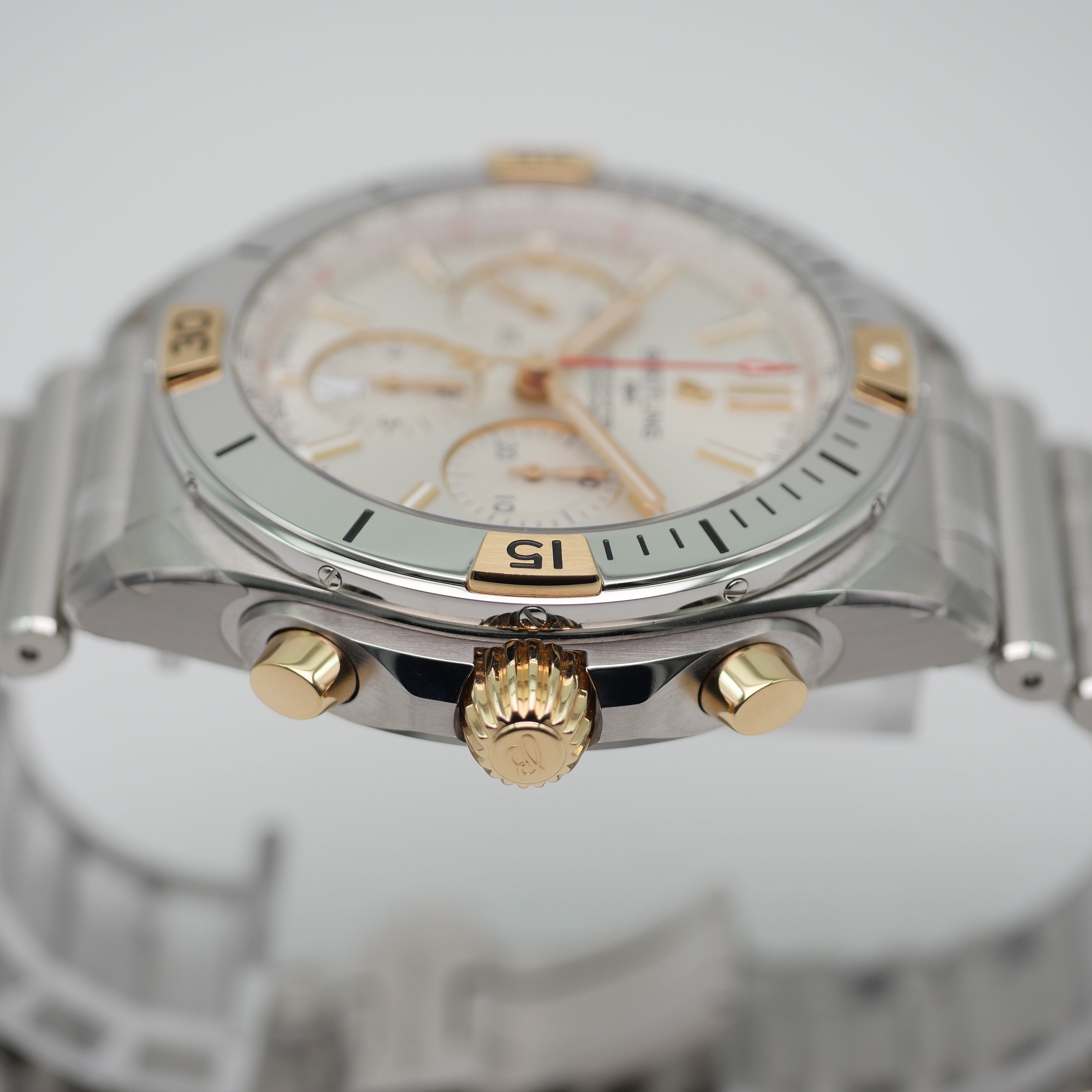 Breitling Chronomat B01 42 Chronograph Stahl / Gold IB0134101G1A1 - 2023