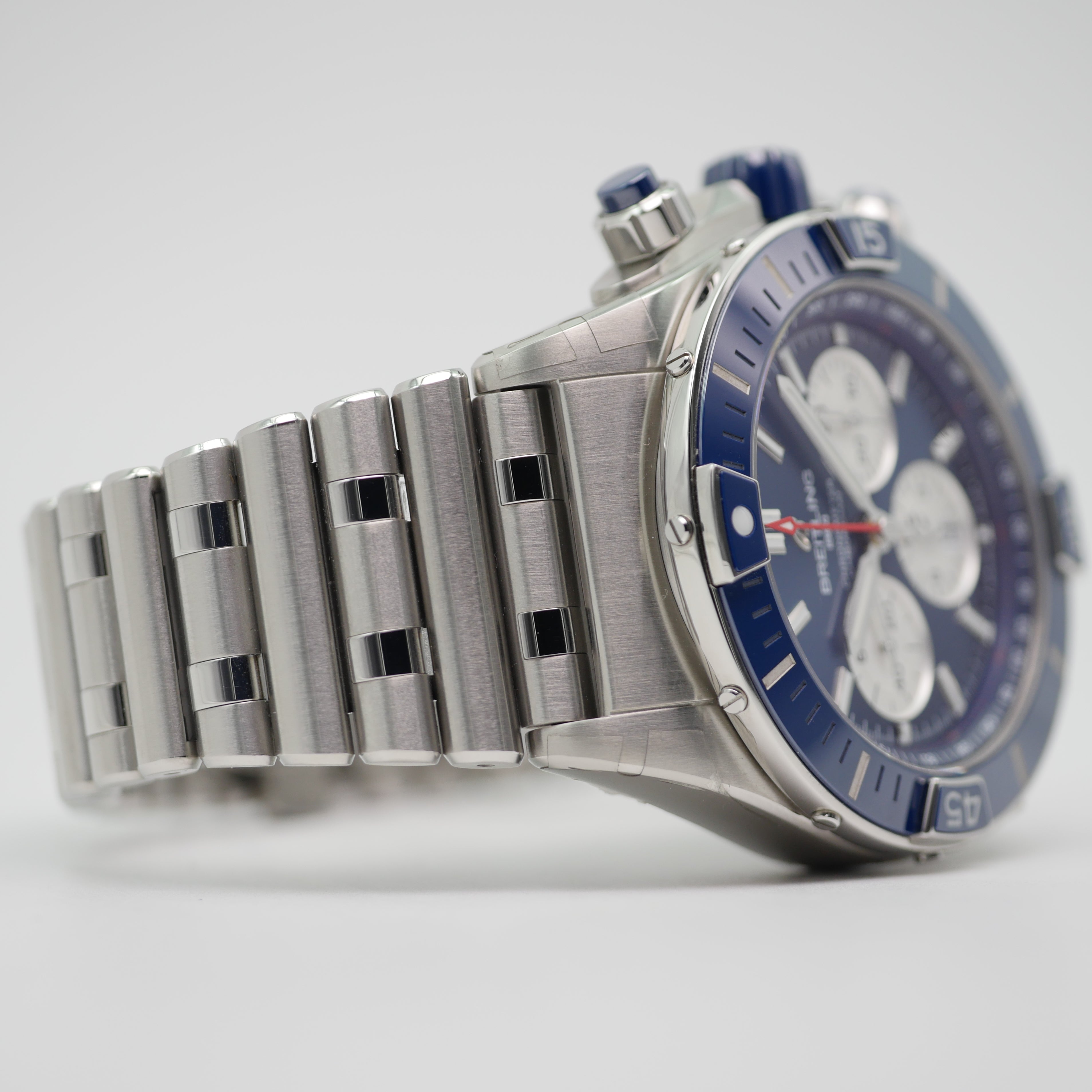 Breitling Super Chronomat B01 44 Chronograph Stahl AB0136161C1A1 - 2023