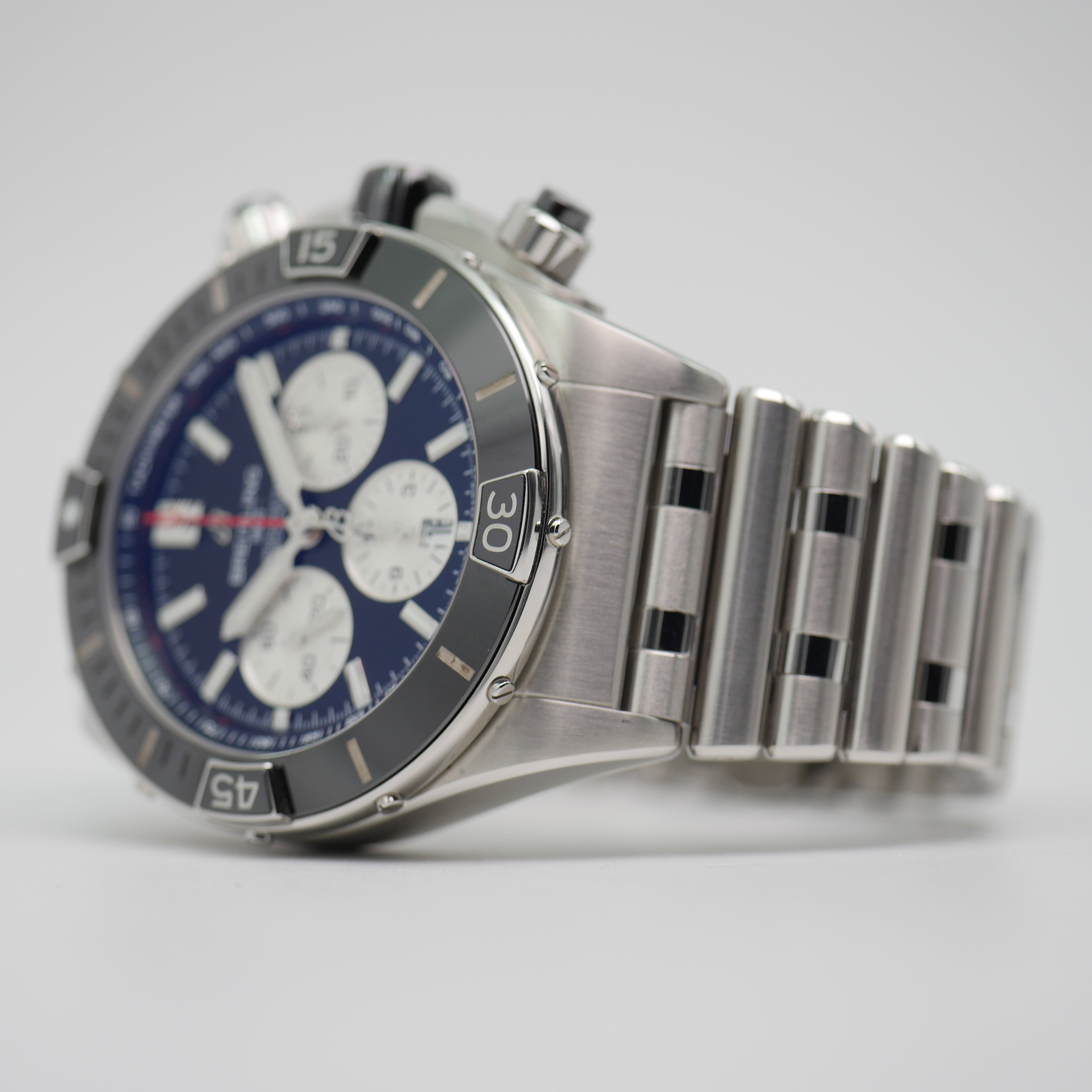 Breitling Super Chronomat B01 44 Chronograph Stahl AB0136 - 2022