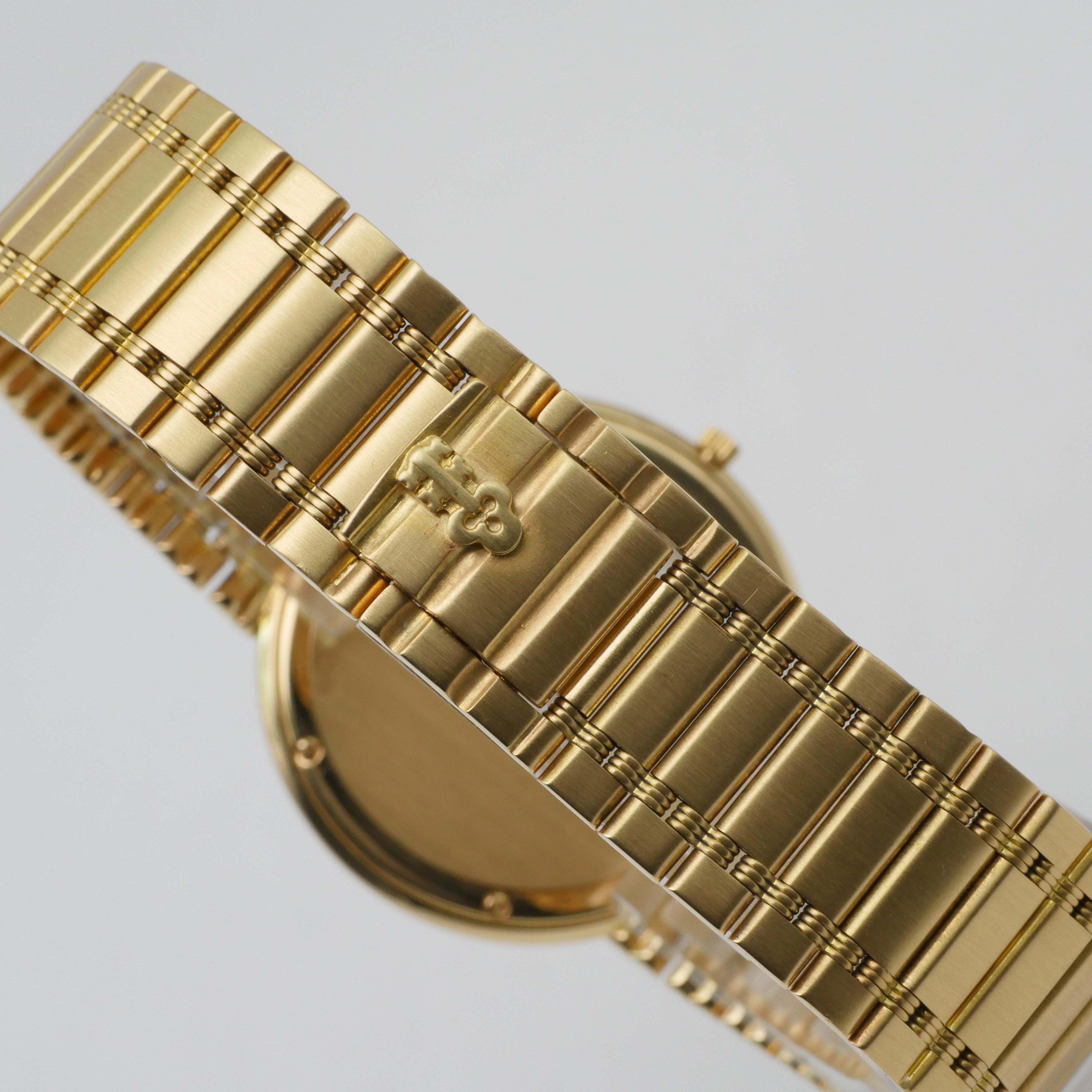 Corum Romvlvs Gelbgold 5050356 - 1986