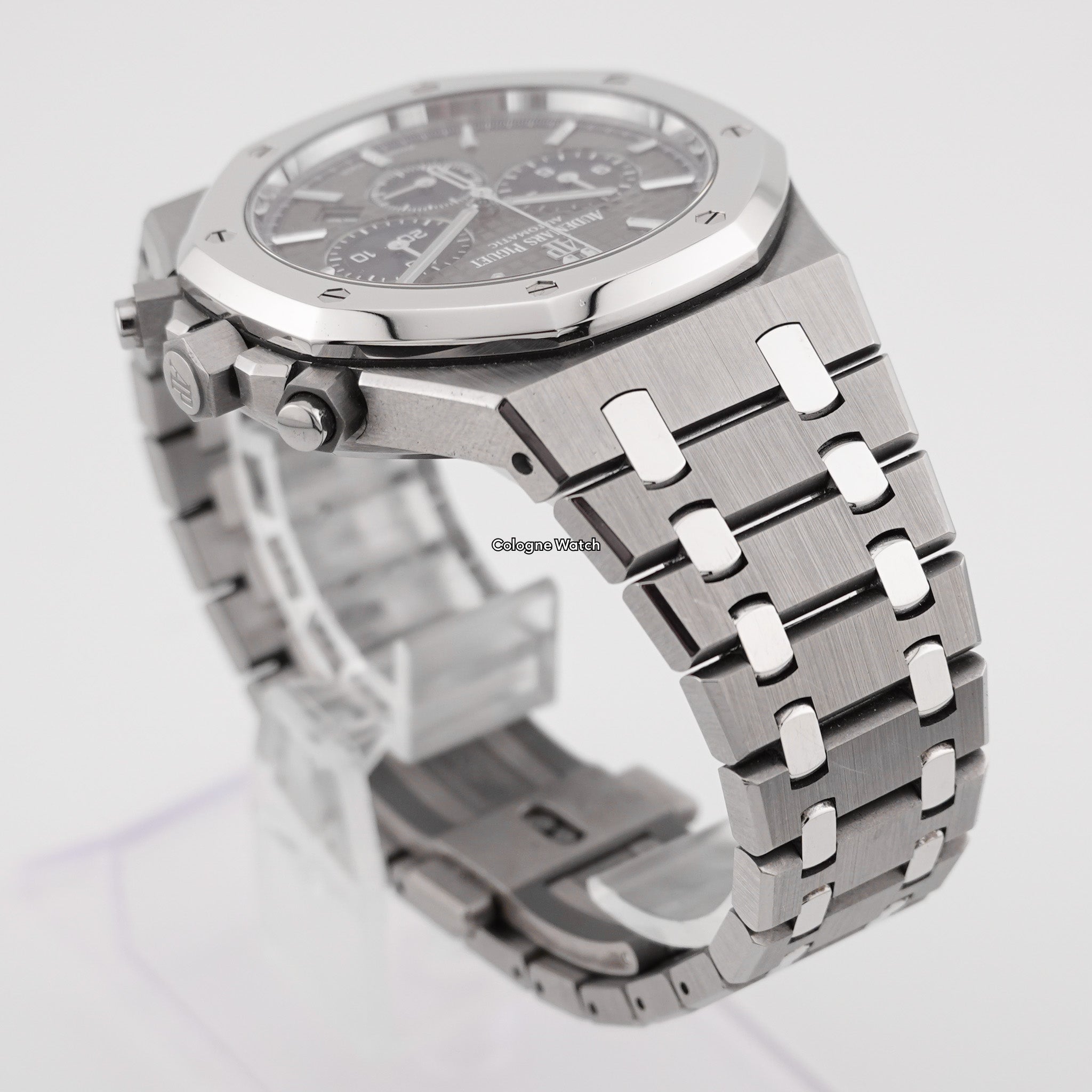 Audemars Piguet Royal Oak Chronograph "20th Anniversary" Titanium Platinum 26331IP.OO.1220IP.01 - 2019