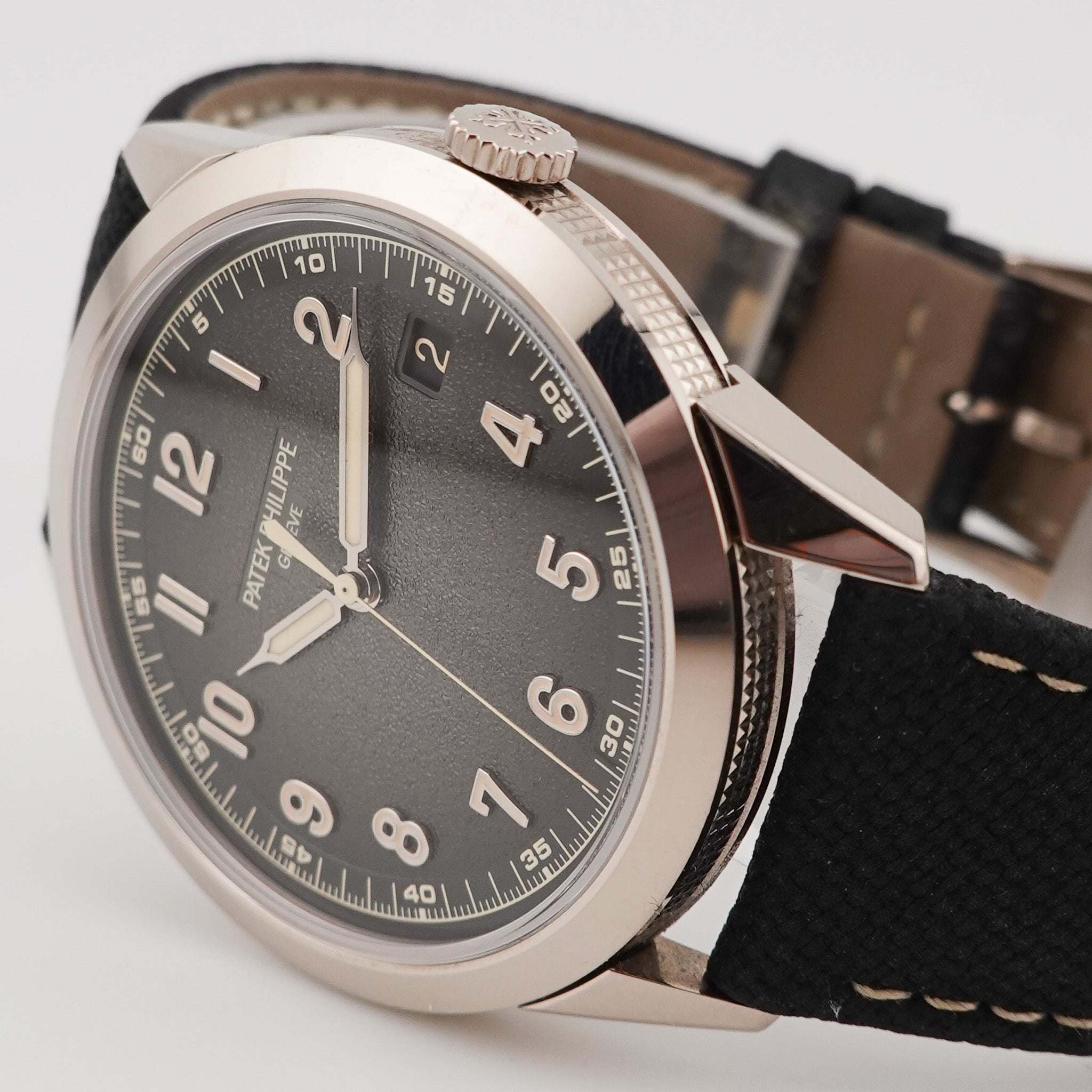 Patek Philippe Calatrava weißgold 5226G-001 - 2024