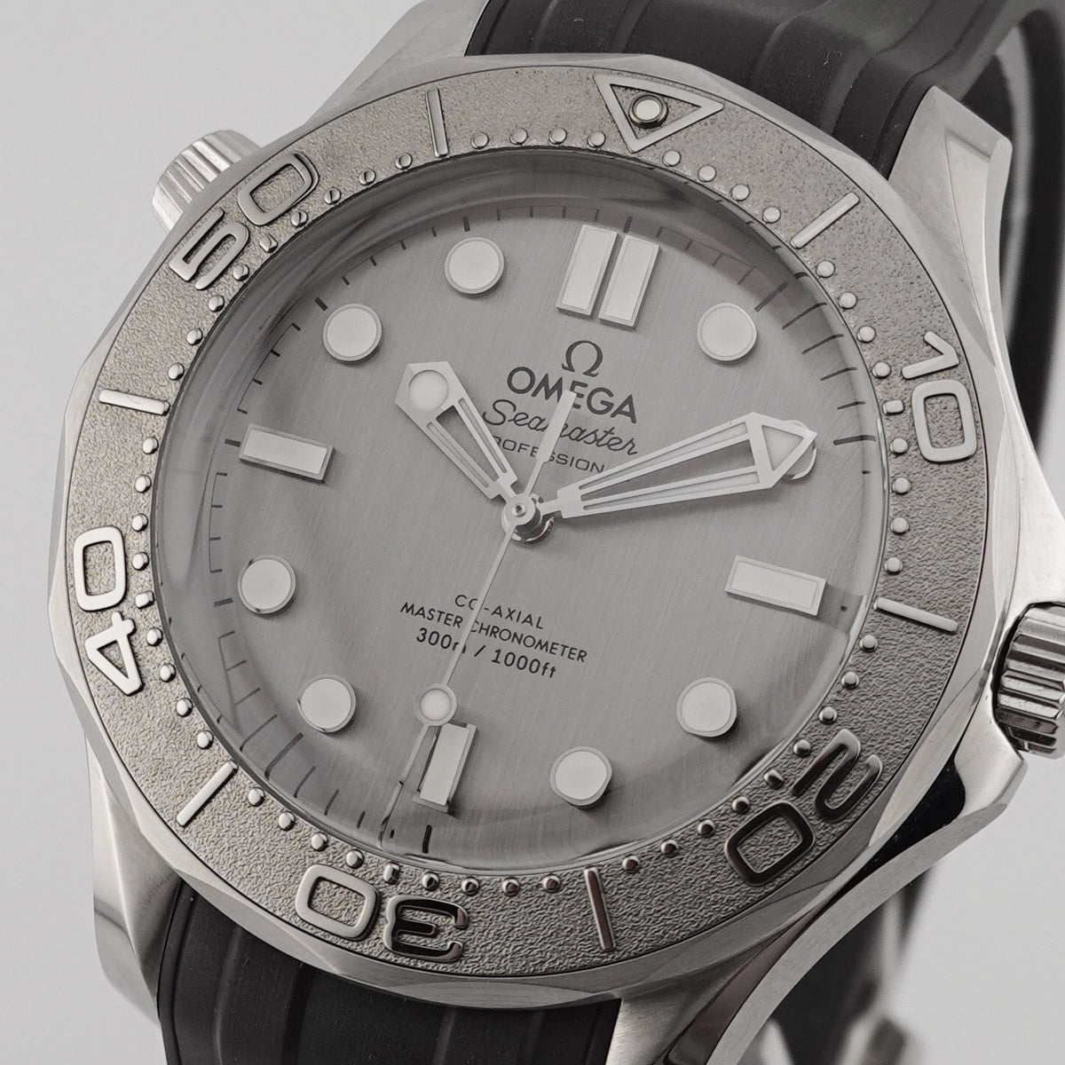 Omega Seamaster Diver 300M Steel 210.32.42.20.06.002 - 2026