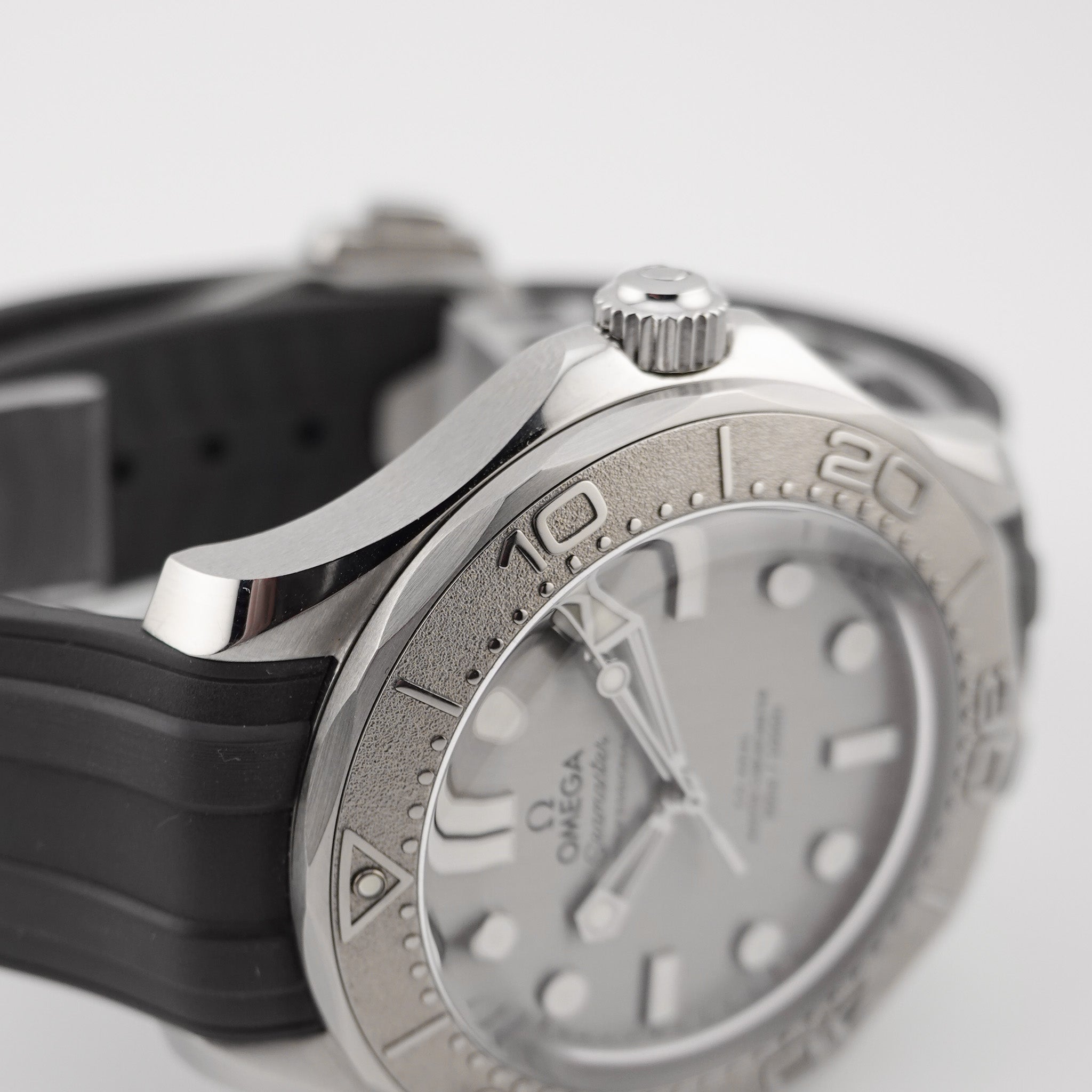 Omega Seamaster Diver 300M - 210.32.42.20.06.002 - 2026