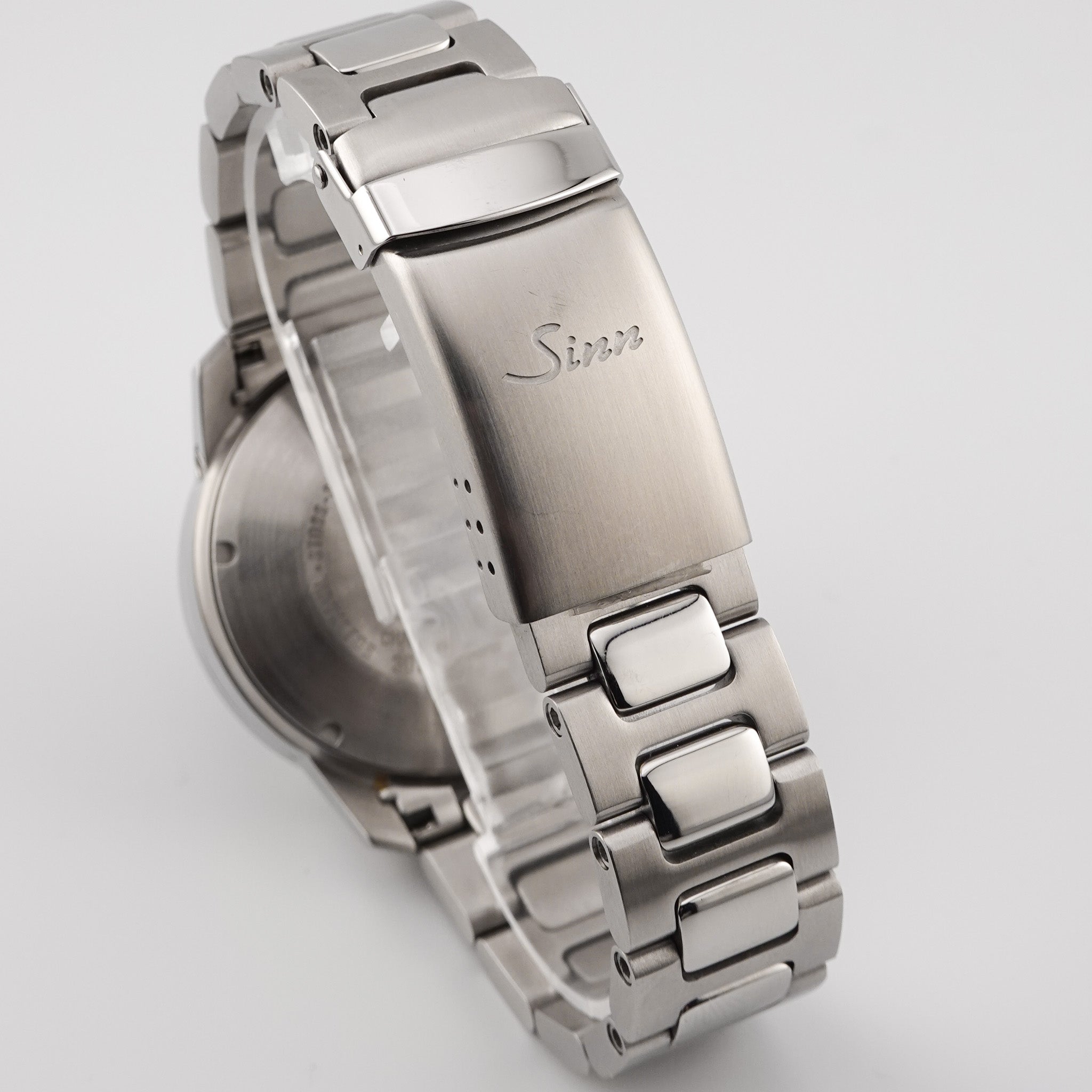 Sinn 303 Fußball Chronograph