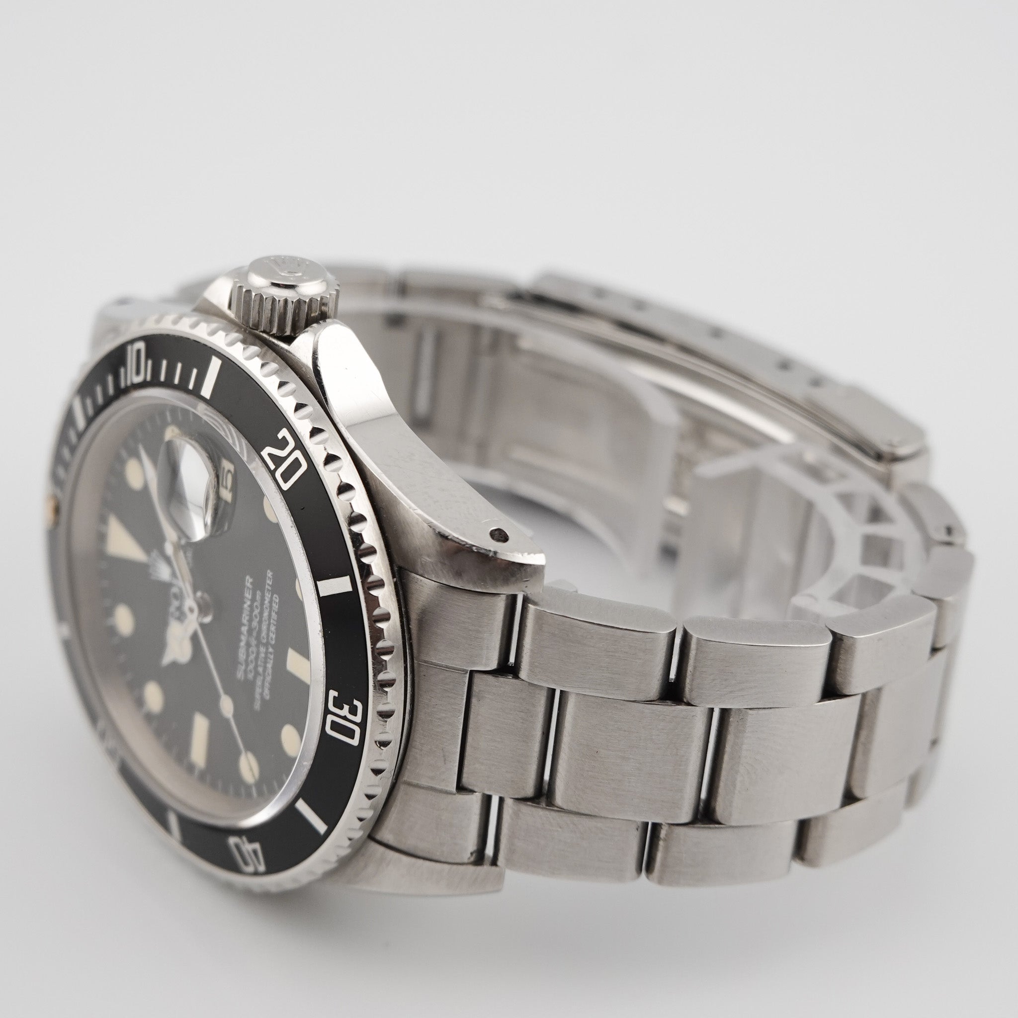 Rolex Submariner Date 16800