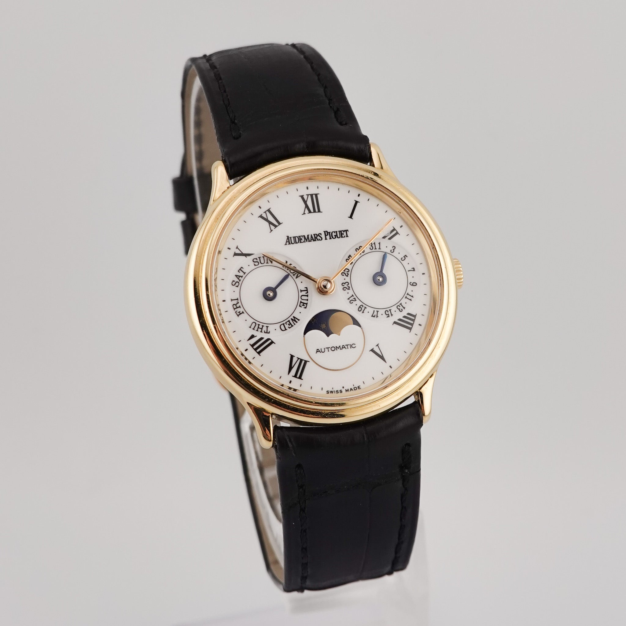 Audemars Piguet Day Date Moonphase - 25589BA
