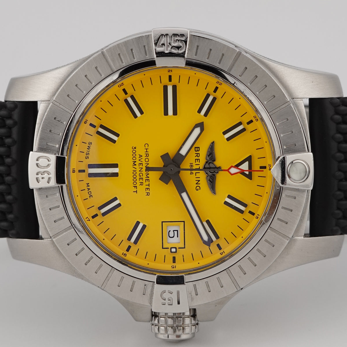 Breitling Avenger "Seawolf" Stahl A17319 - 2023