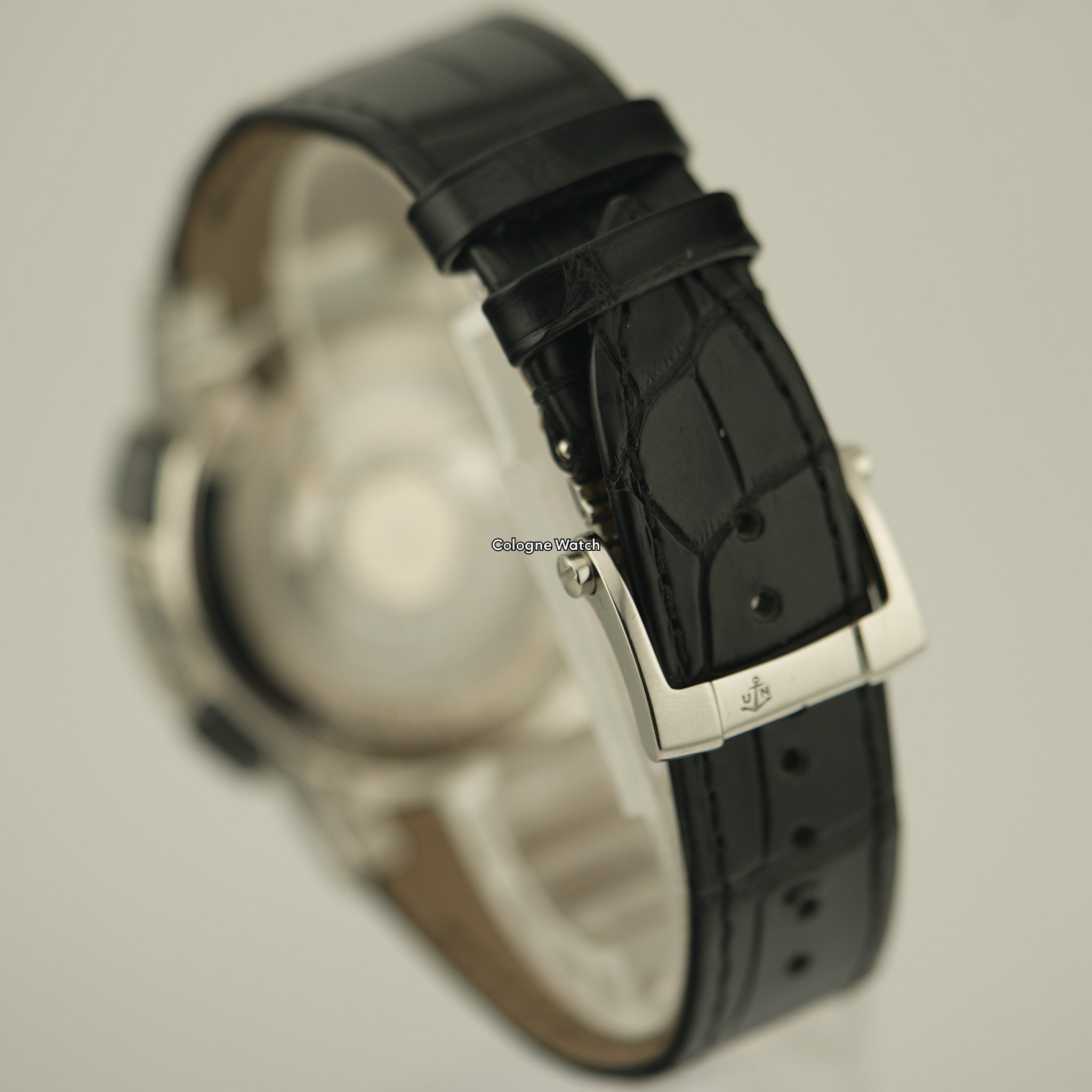 Ulysse Nardin Executive Dual Time - 243-00