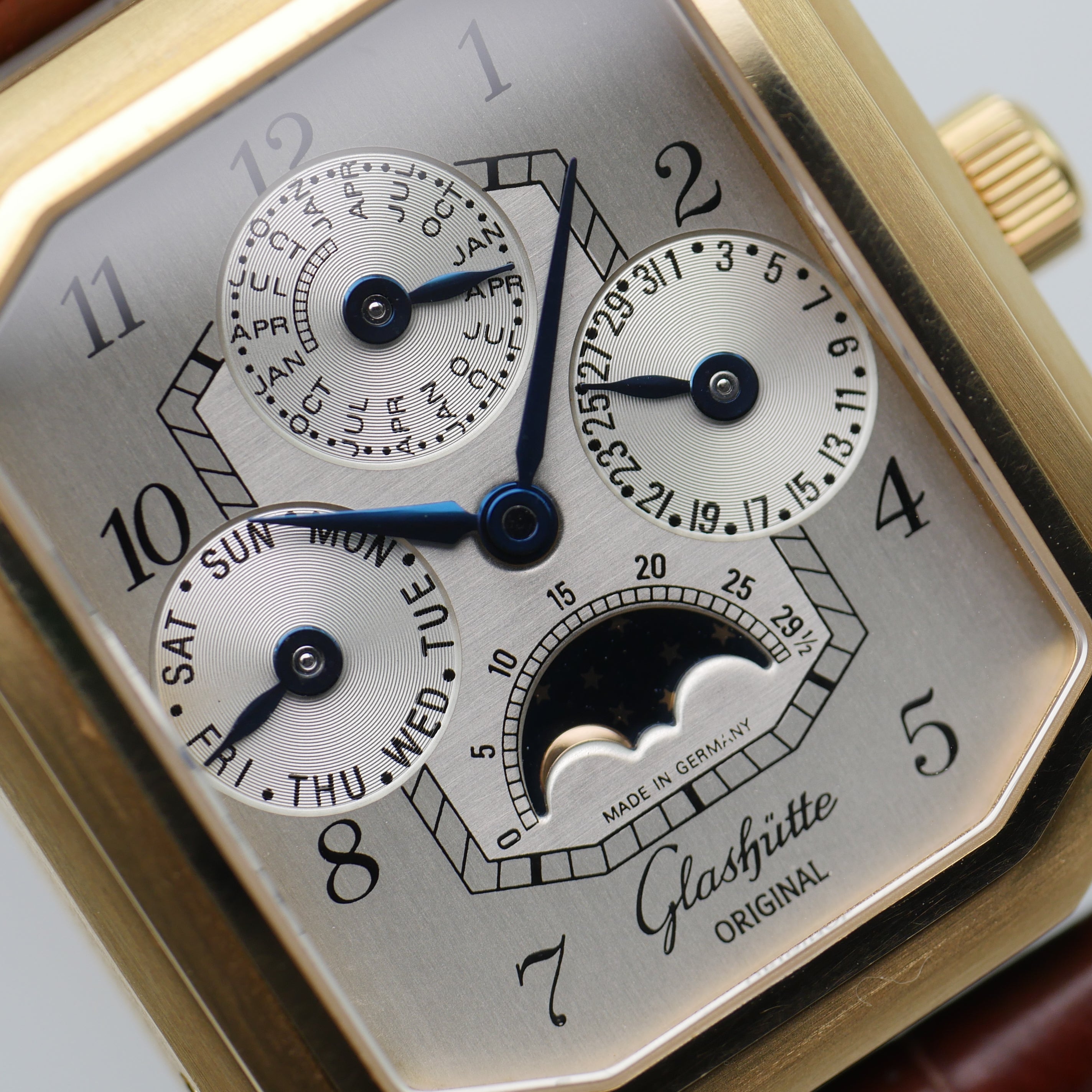 Glashütte Original Senator Karrée Ewiger Kalender Roségold 1845