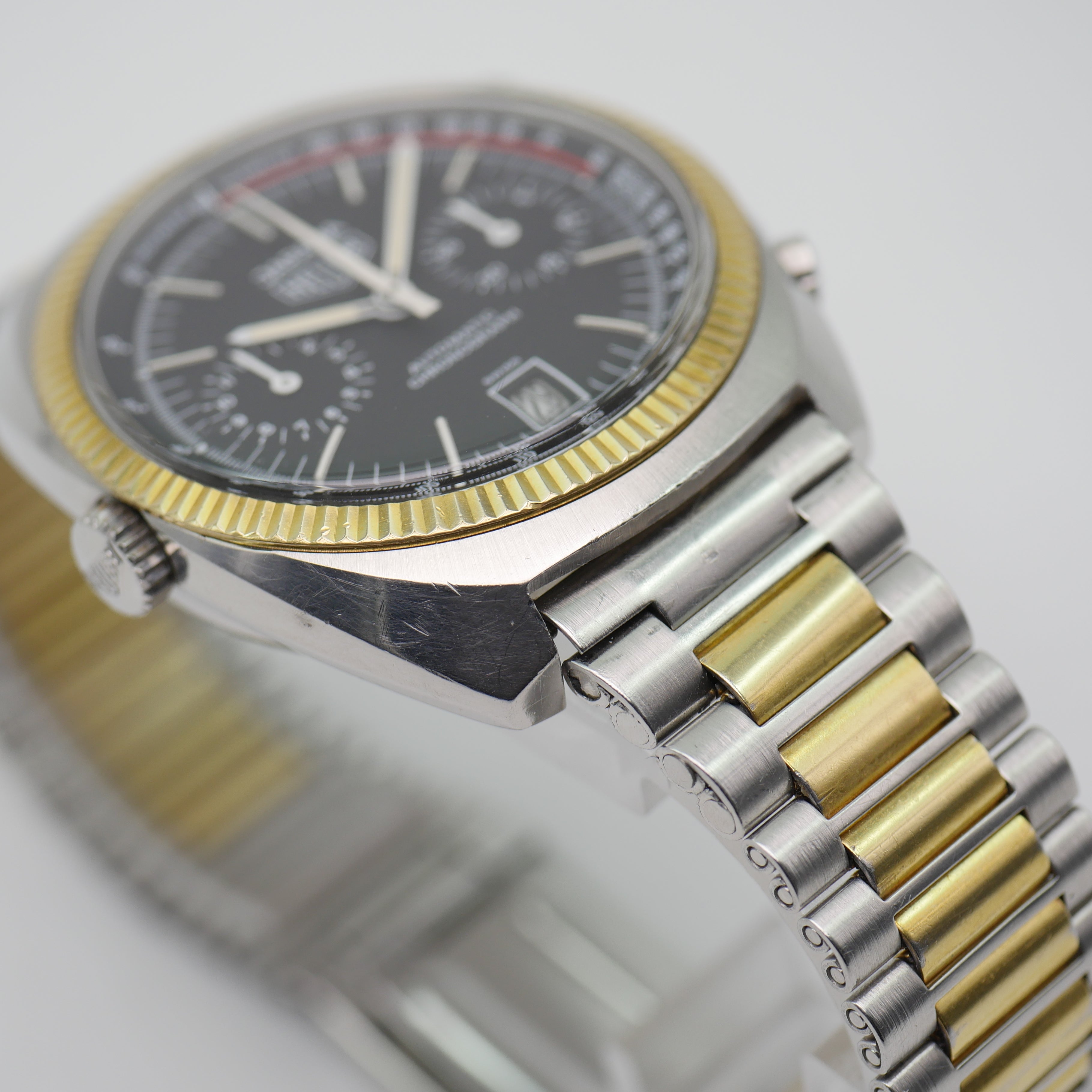 Heuer Jarama Calibre 12 Stahl / Gelbgold 110.245