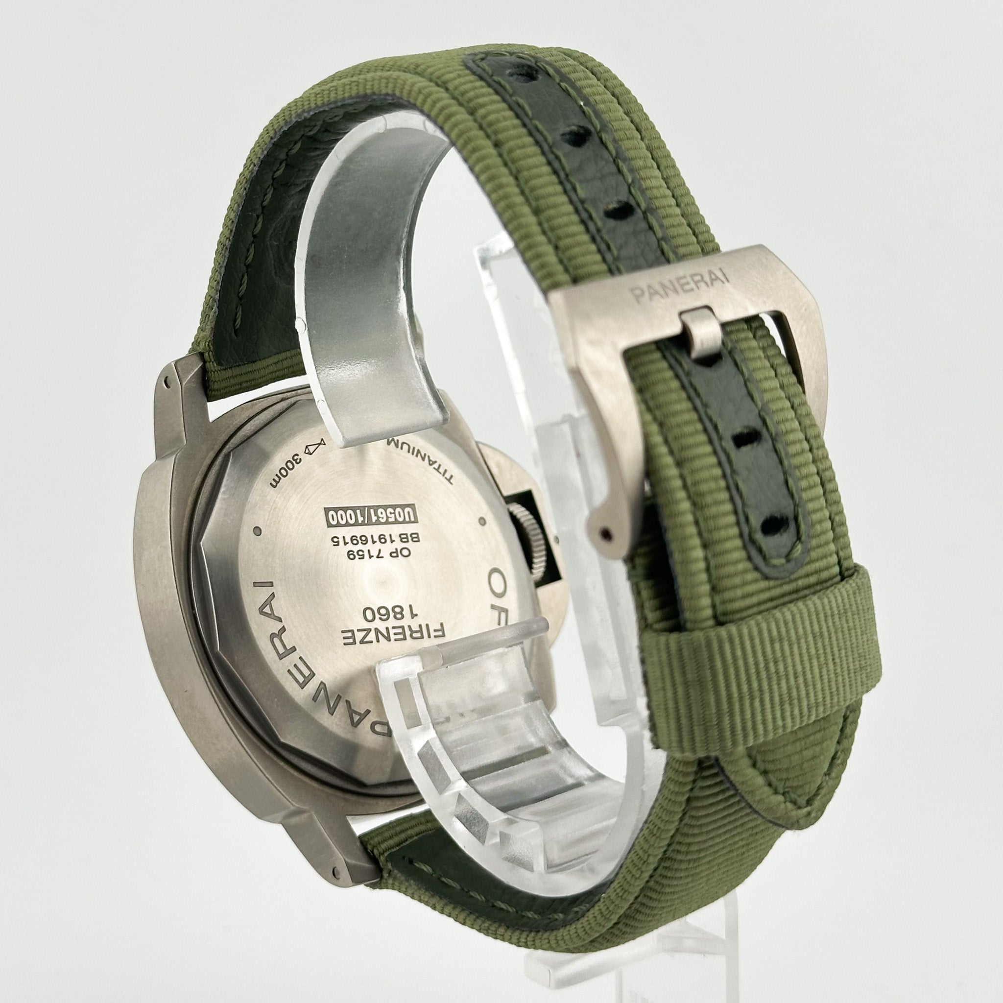 Panerai Luminor - PAM00797 Titan