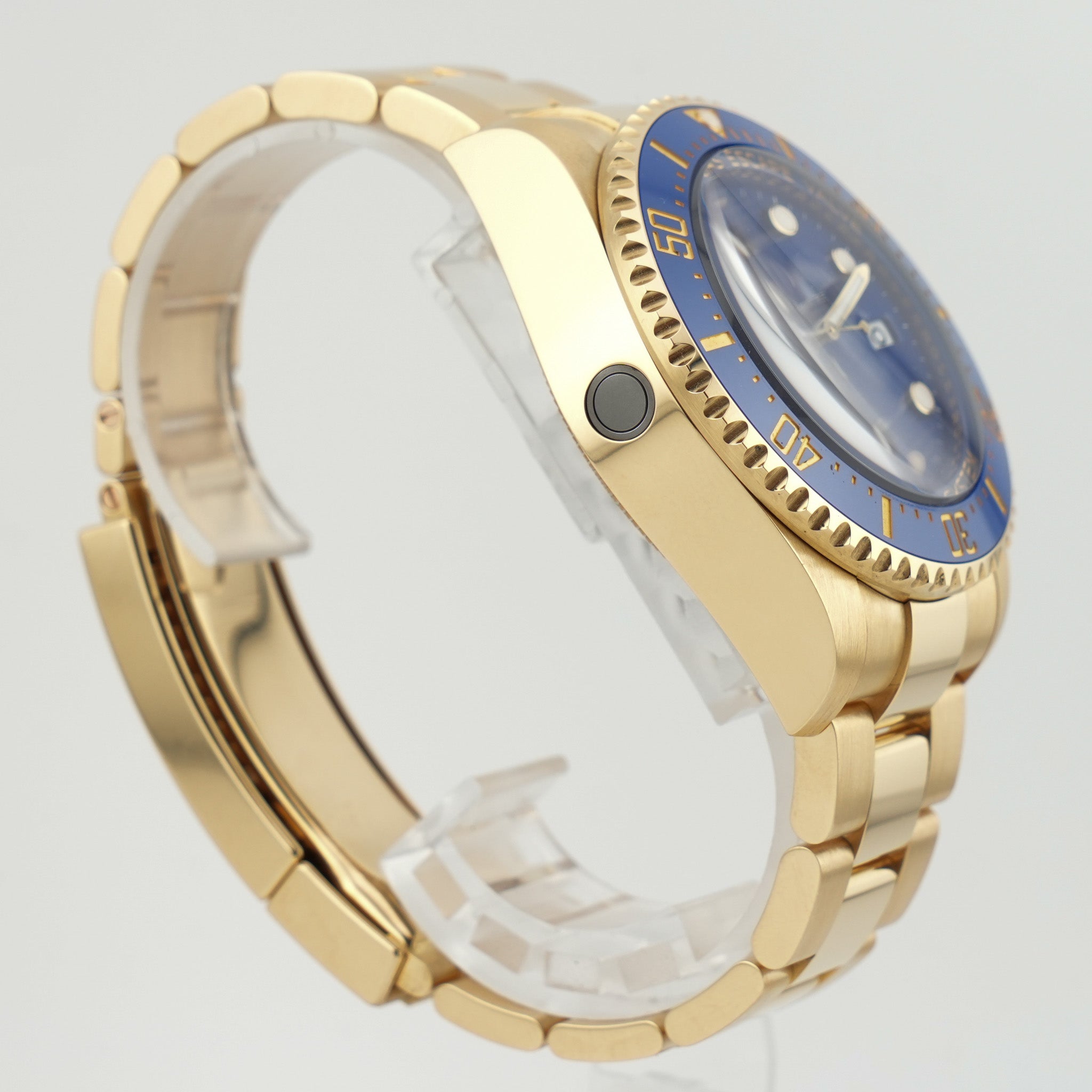 Rolex Sea-Dweller Deepsea Yellow Gold 136668LB - 2024