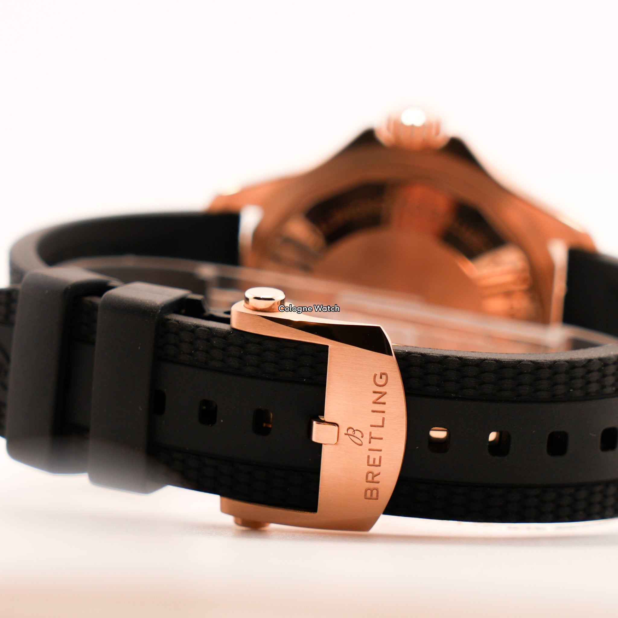 Breitling Superocean R17375 - Roségold