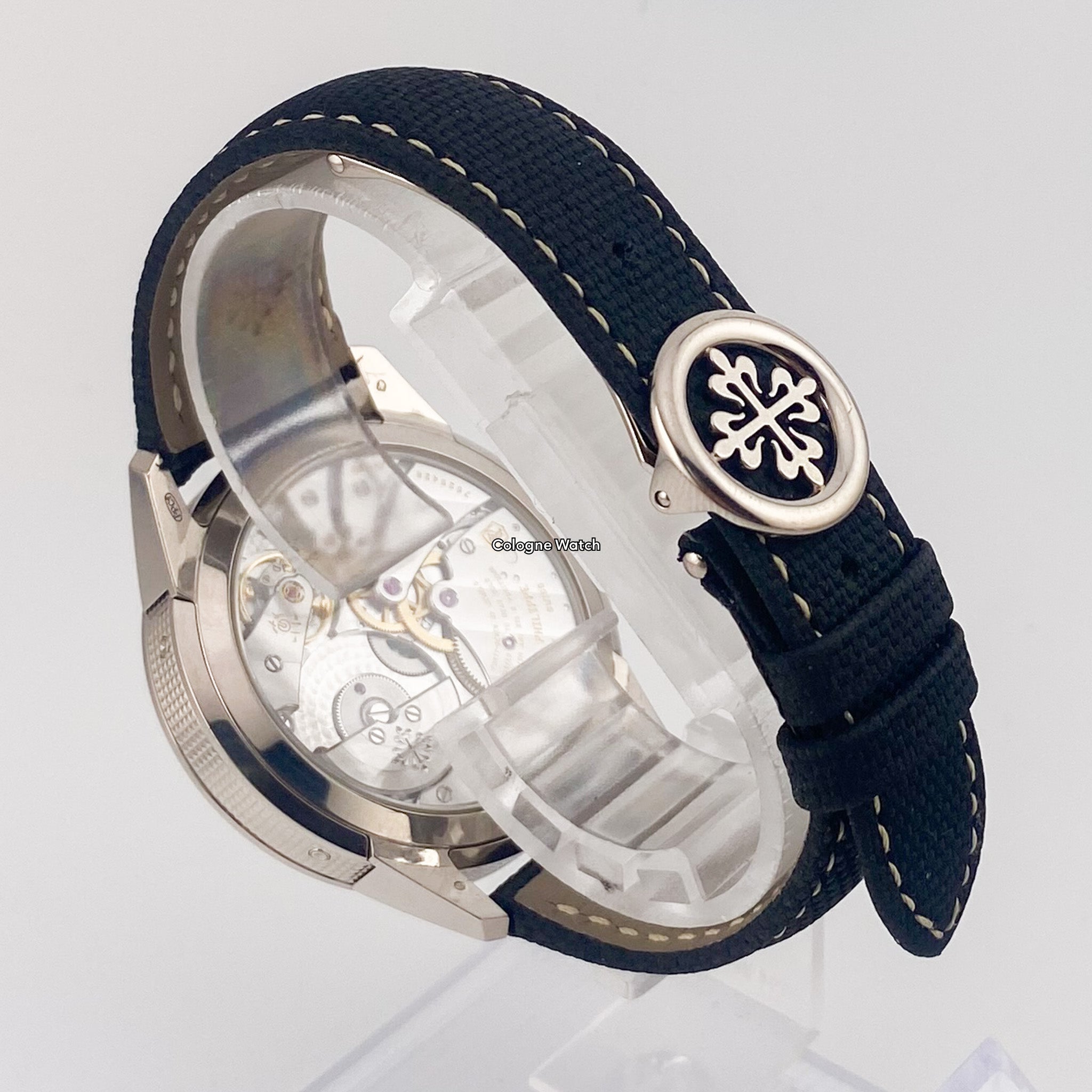 Patek Philippe Annual Calendar Travel Time 5326G - 2022