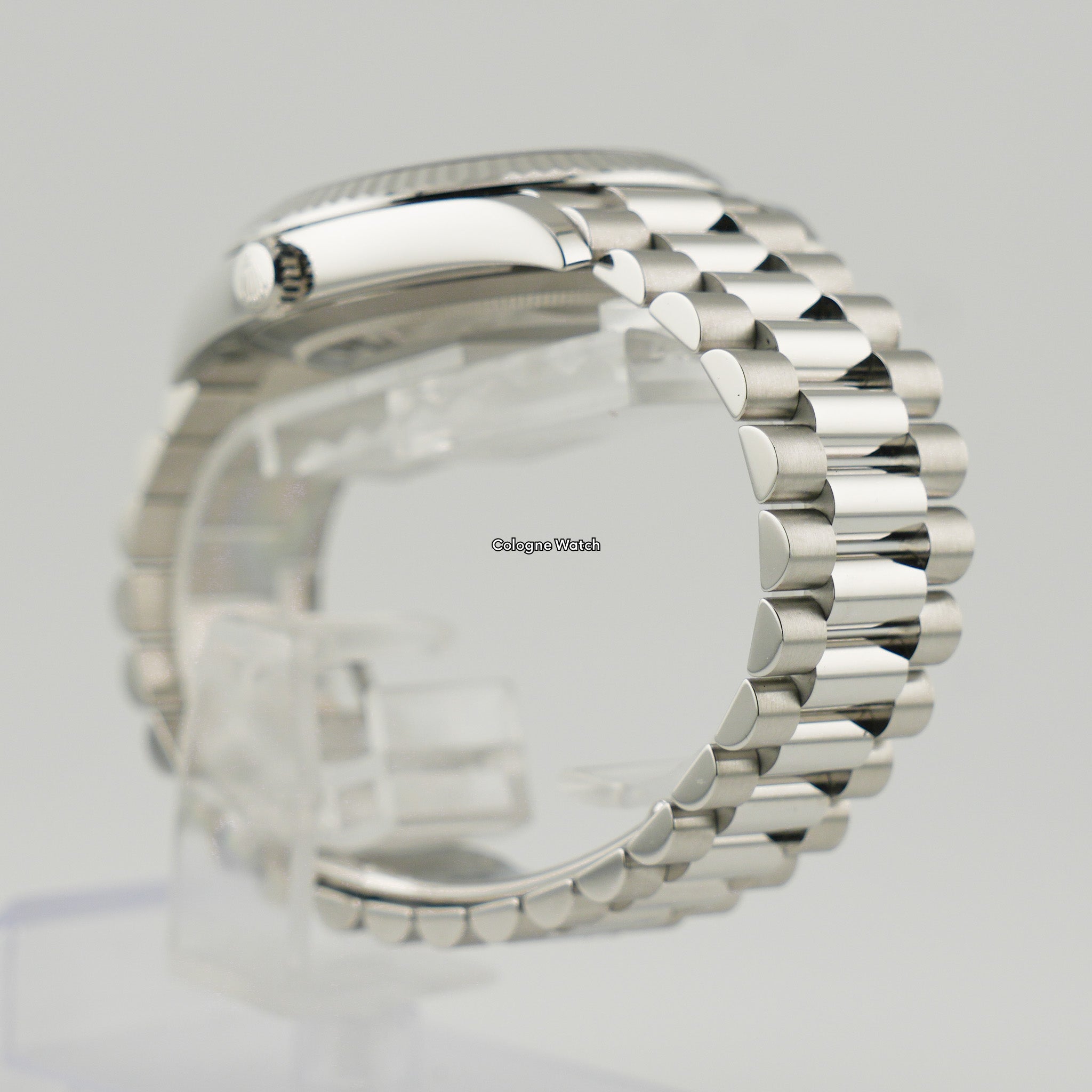 Rolex Day-Date 40 Platin 228236 - 2025