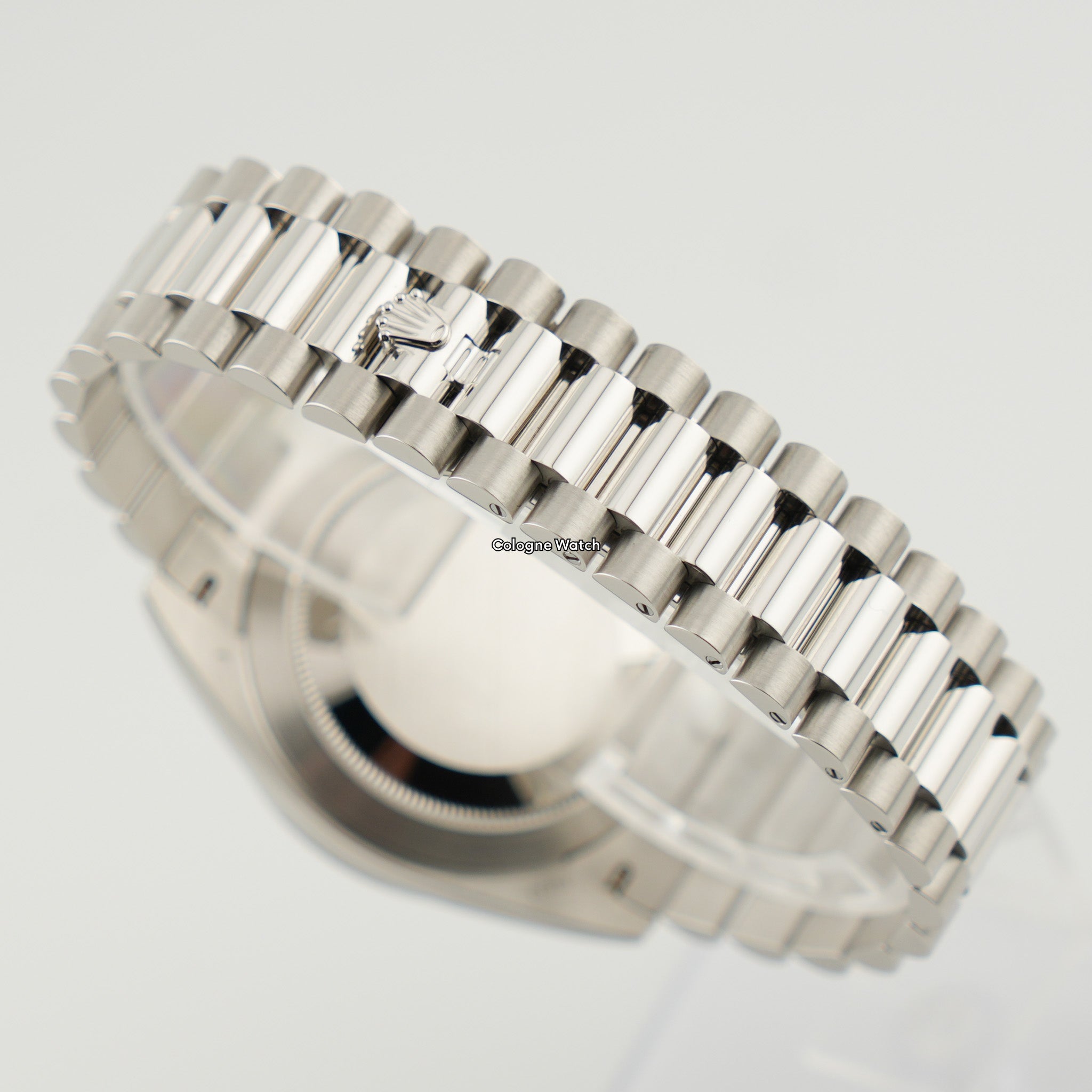 Rolex Day-Date 40 Platin 228236 - 2025