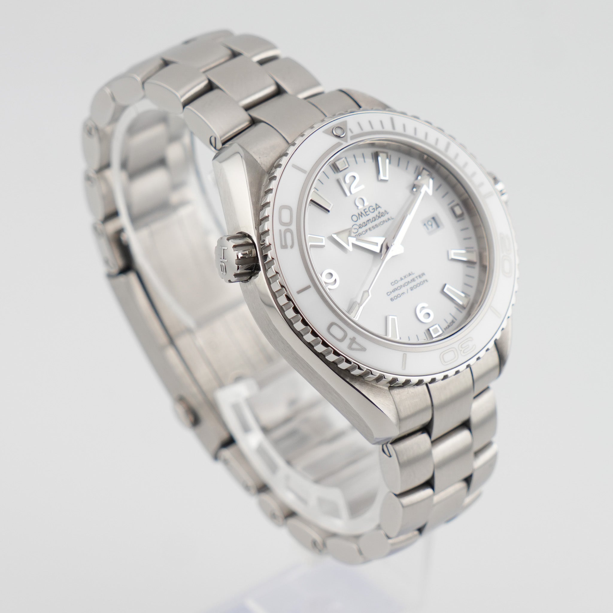 Omega Seamaster Planet Ocean Stahl 232.30.38.20.04.001 - 2016