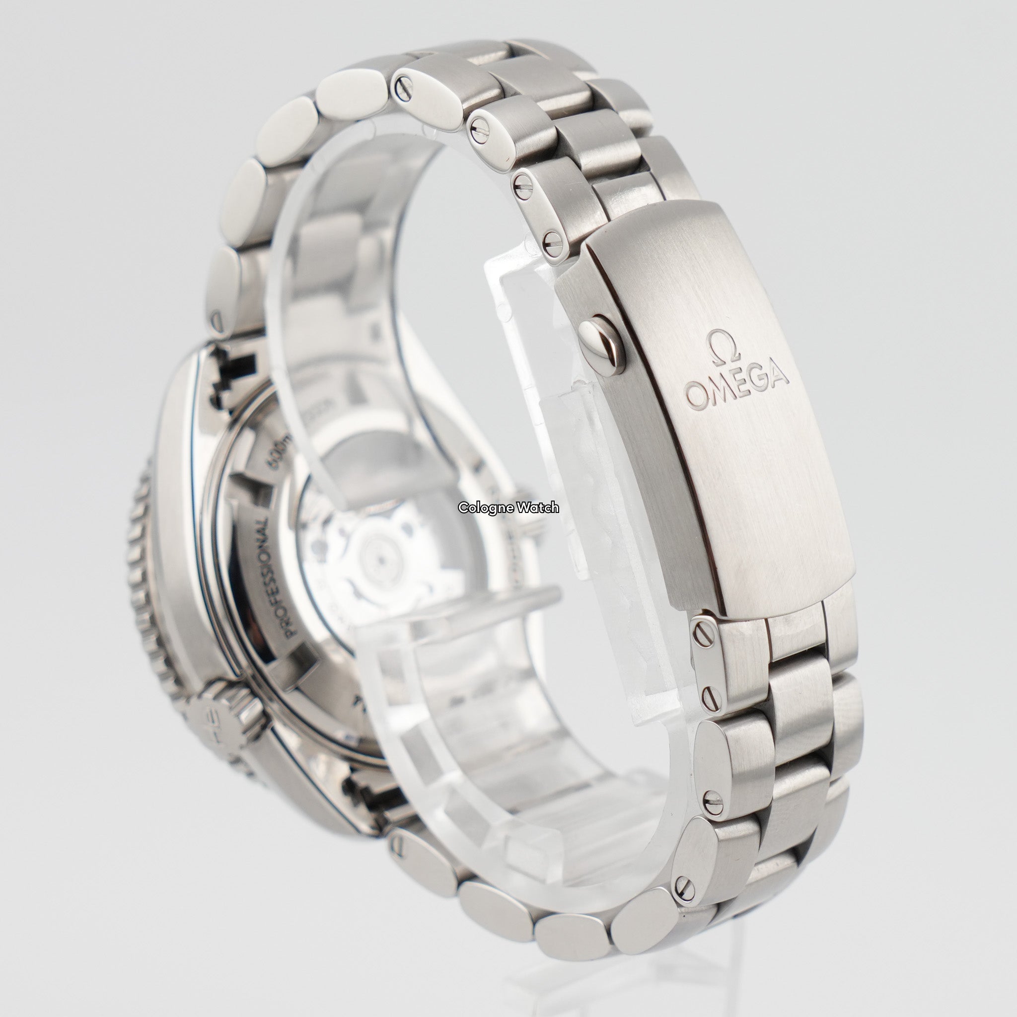 Omega Seamaster Planet Ocean 232.30.38.20.04.001 - 2016