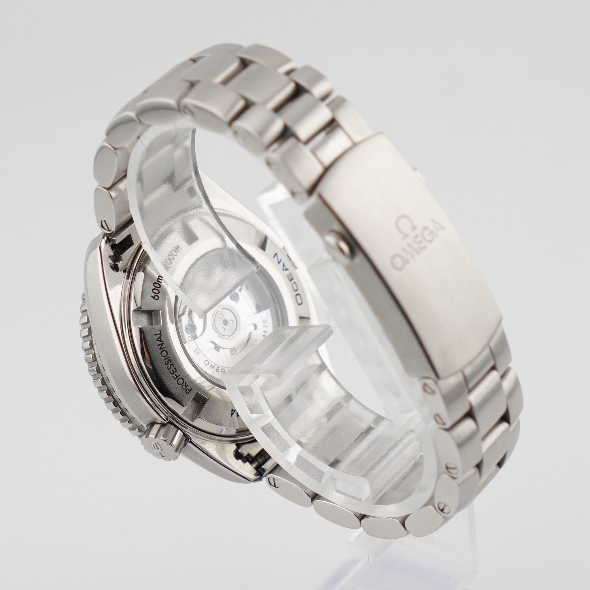 Omega Seamaster Planet Ocean Stahl 232.30.38.20.04.001 - 2016
