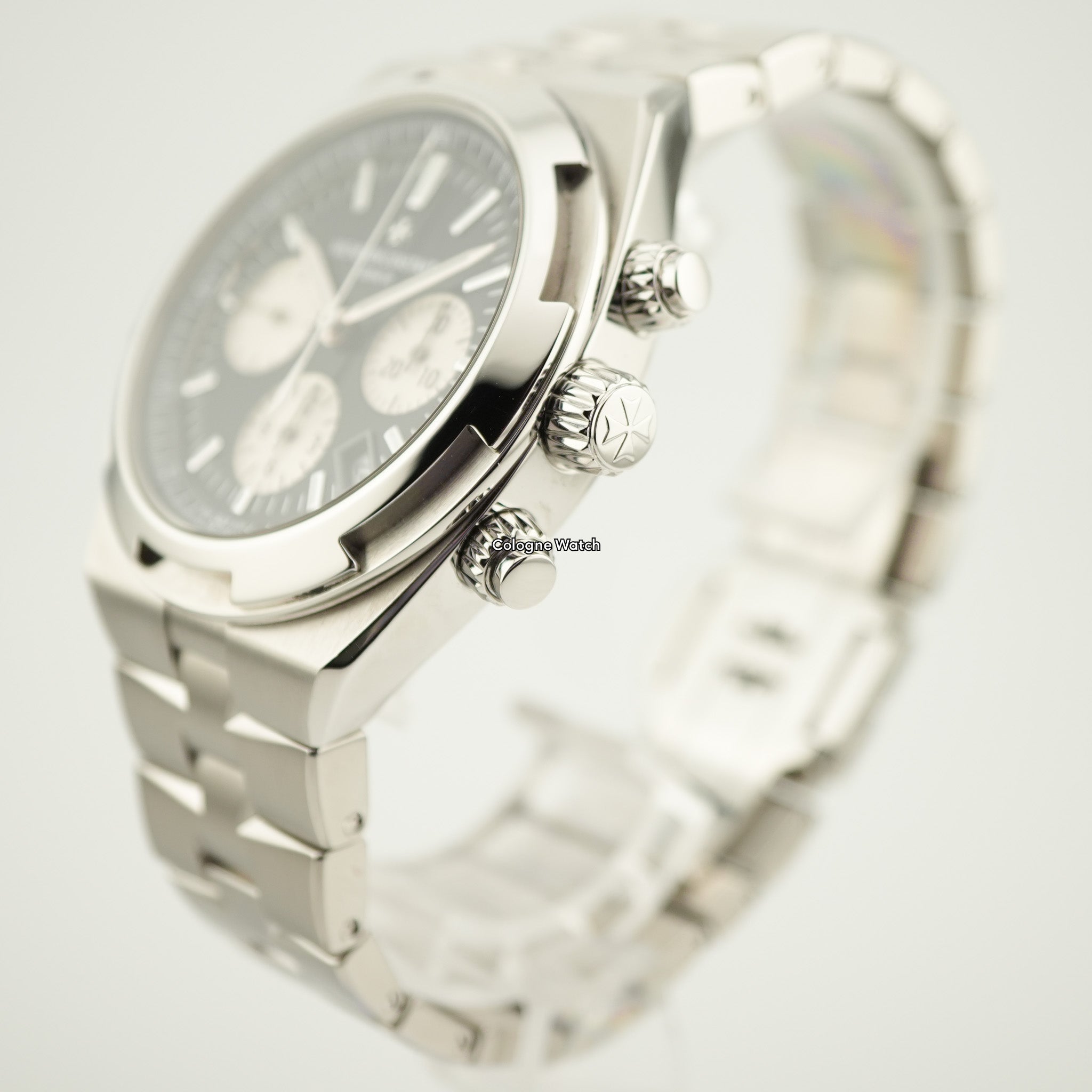 Vacheron Constantin Overseas Chronograph 5500V - 2020