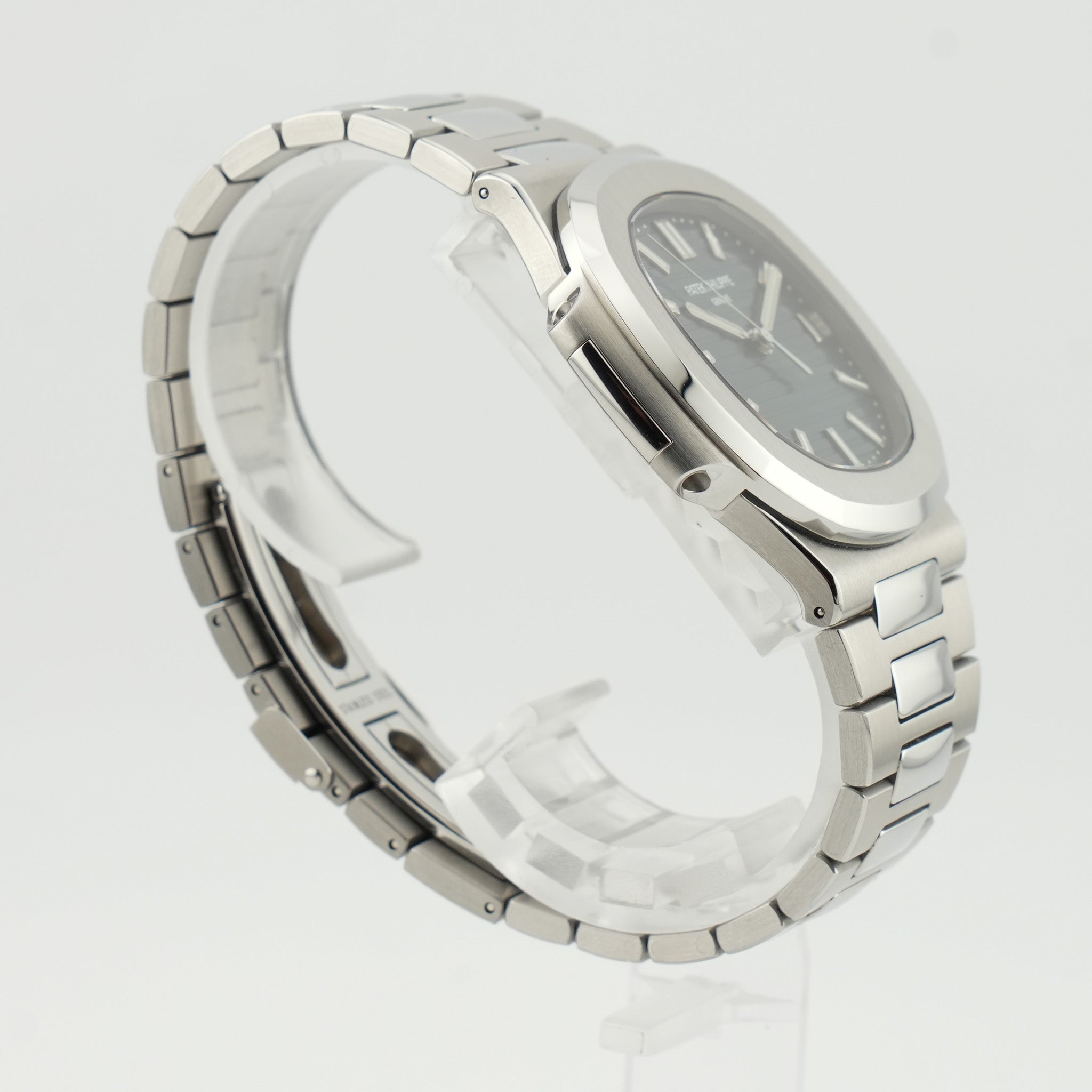 Patek Philippe Nautilus Stahl 5711/1A-014 - 2021 ''Olive Dial''