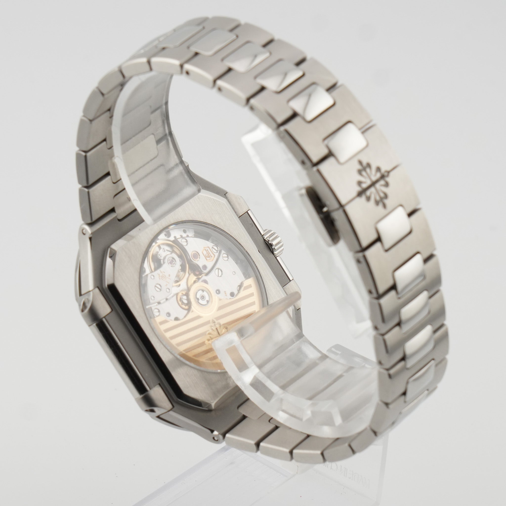 Patek Philippe Cubitus Stahl 5821/1A - 2024