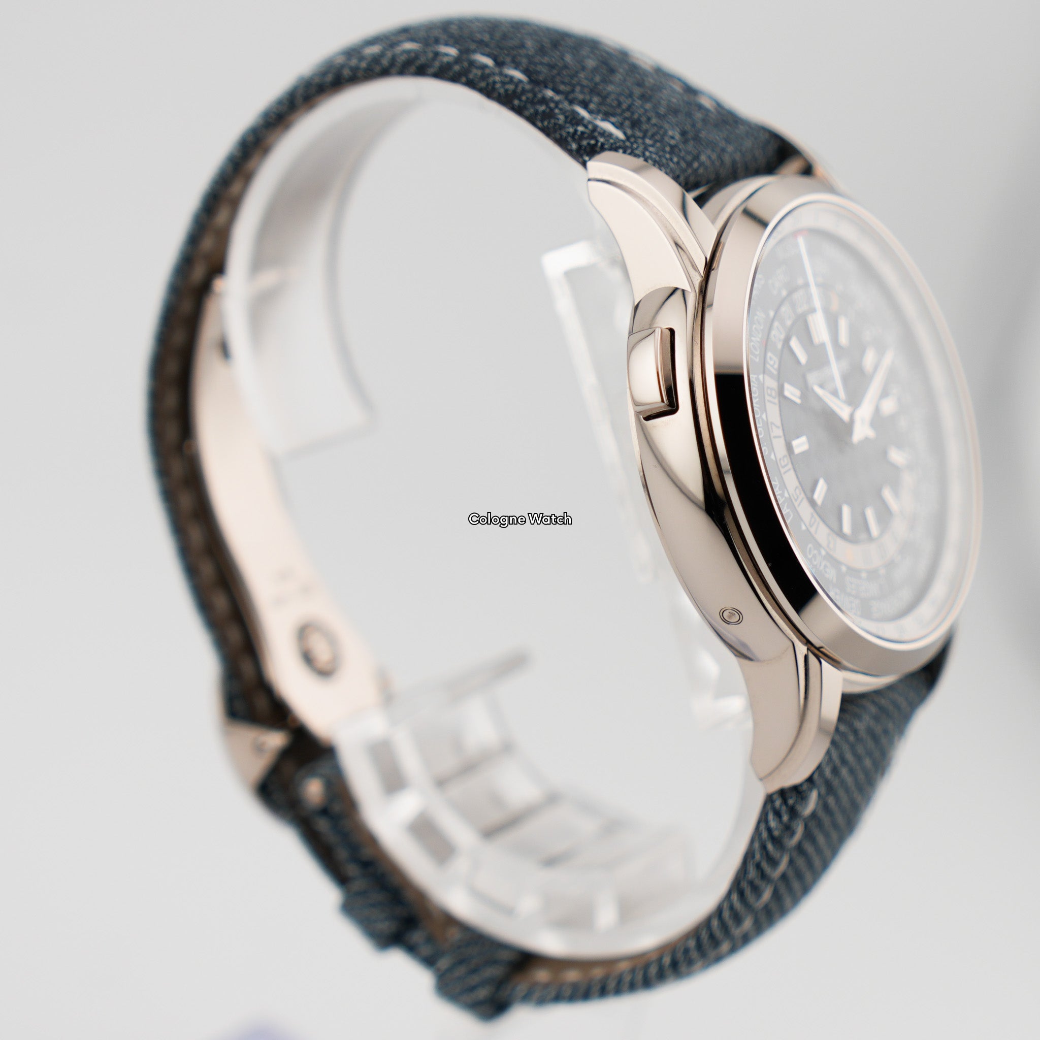 Patek Philippe World Time 5330G - 2025