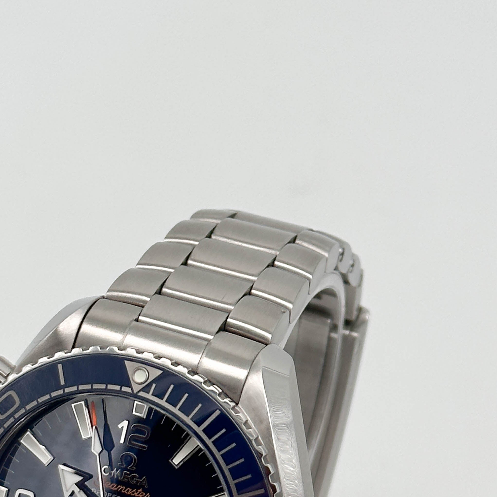 Omega Seamaster Planet Ocean Stahl 215.30.44.21.03.001 - 2018
