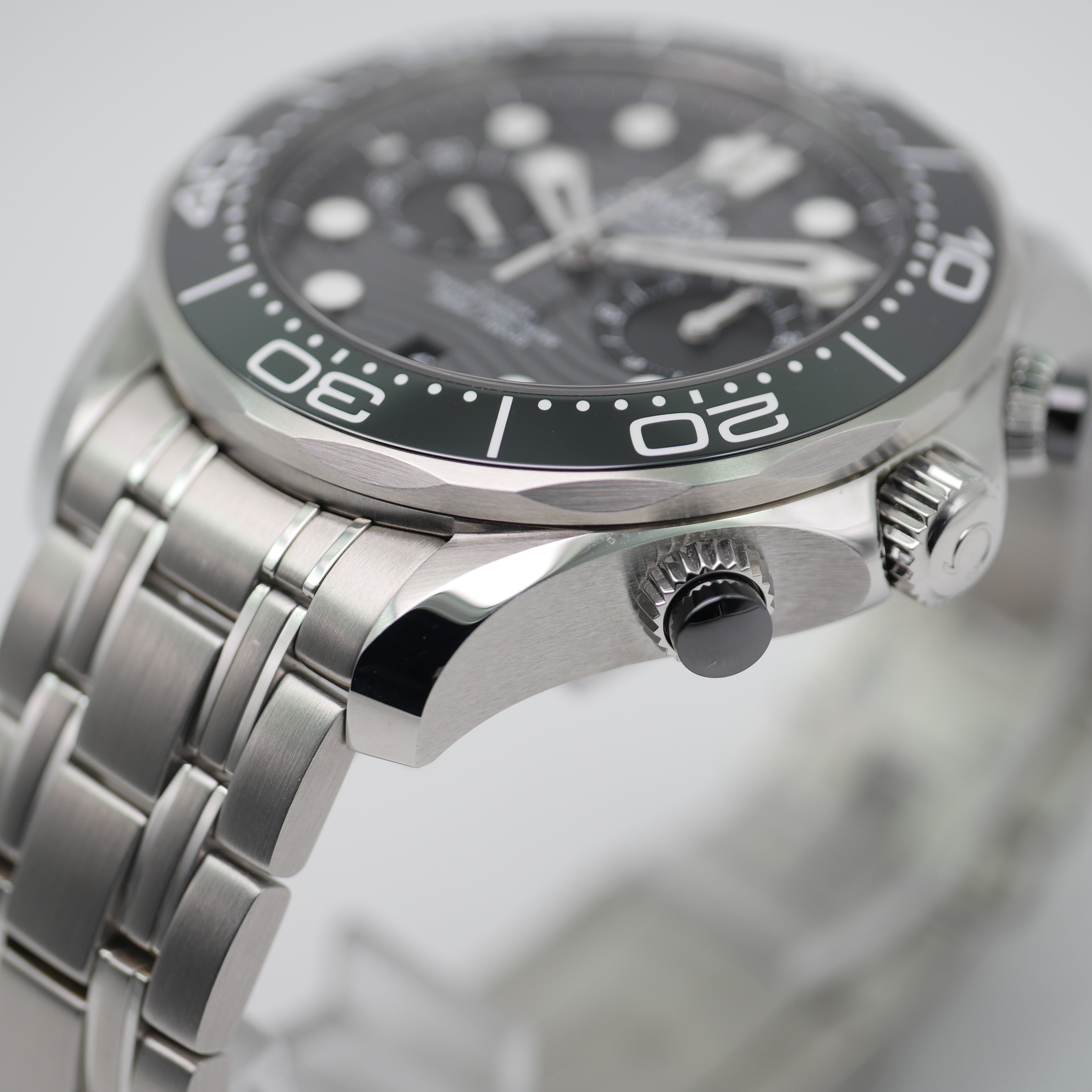 Omega Seamaster Diver 300 M Chronograph Stahl 210.30.44.51.01.001 - 2022
