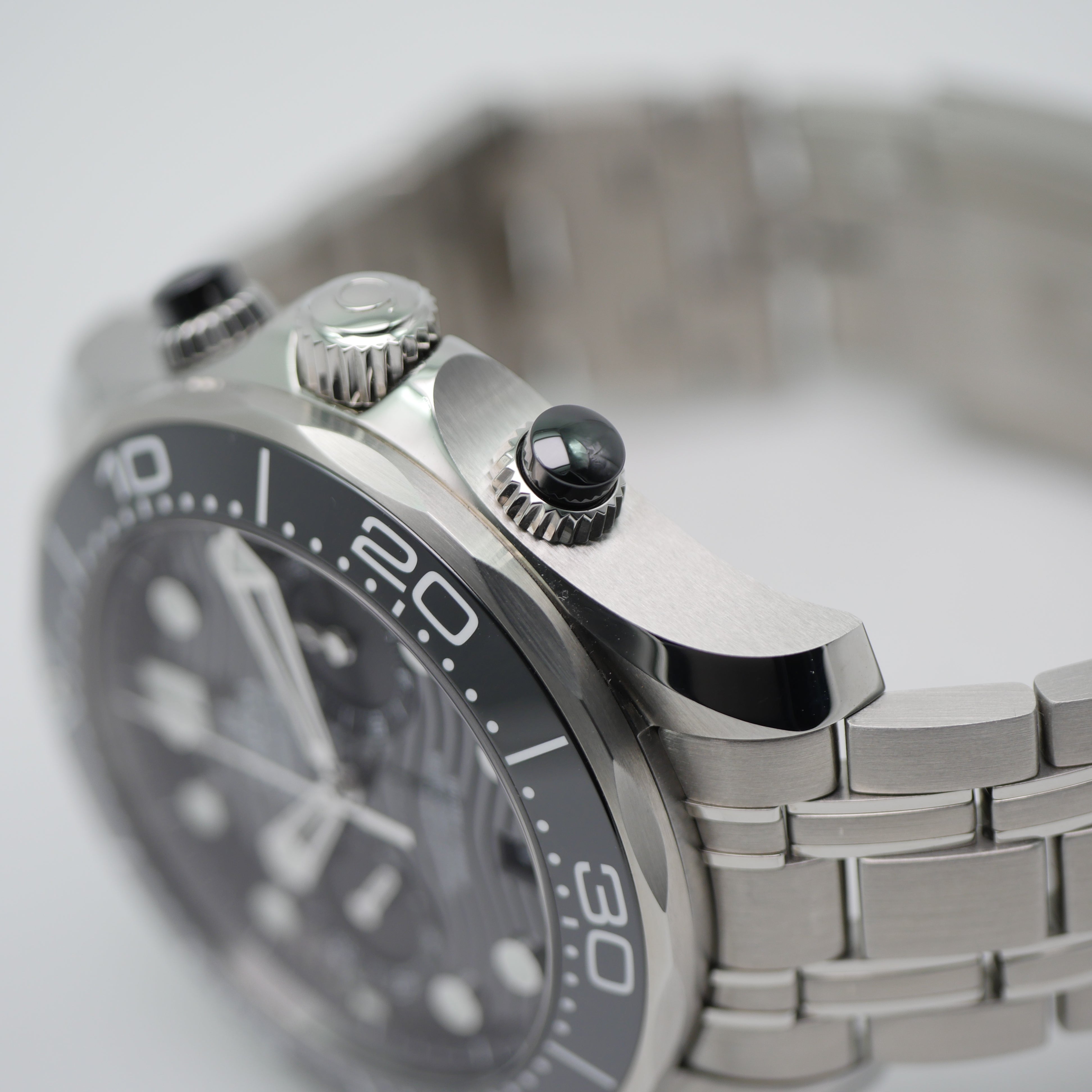 Omega Seamaster Diver 300 M Chronograph Stahl 210.30.44.51.01.001 - 2022