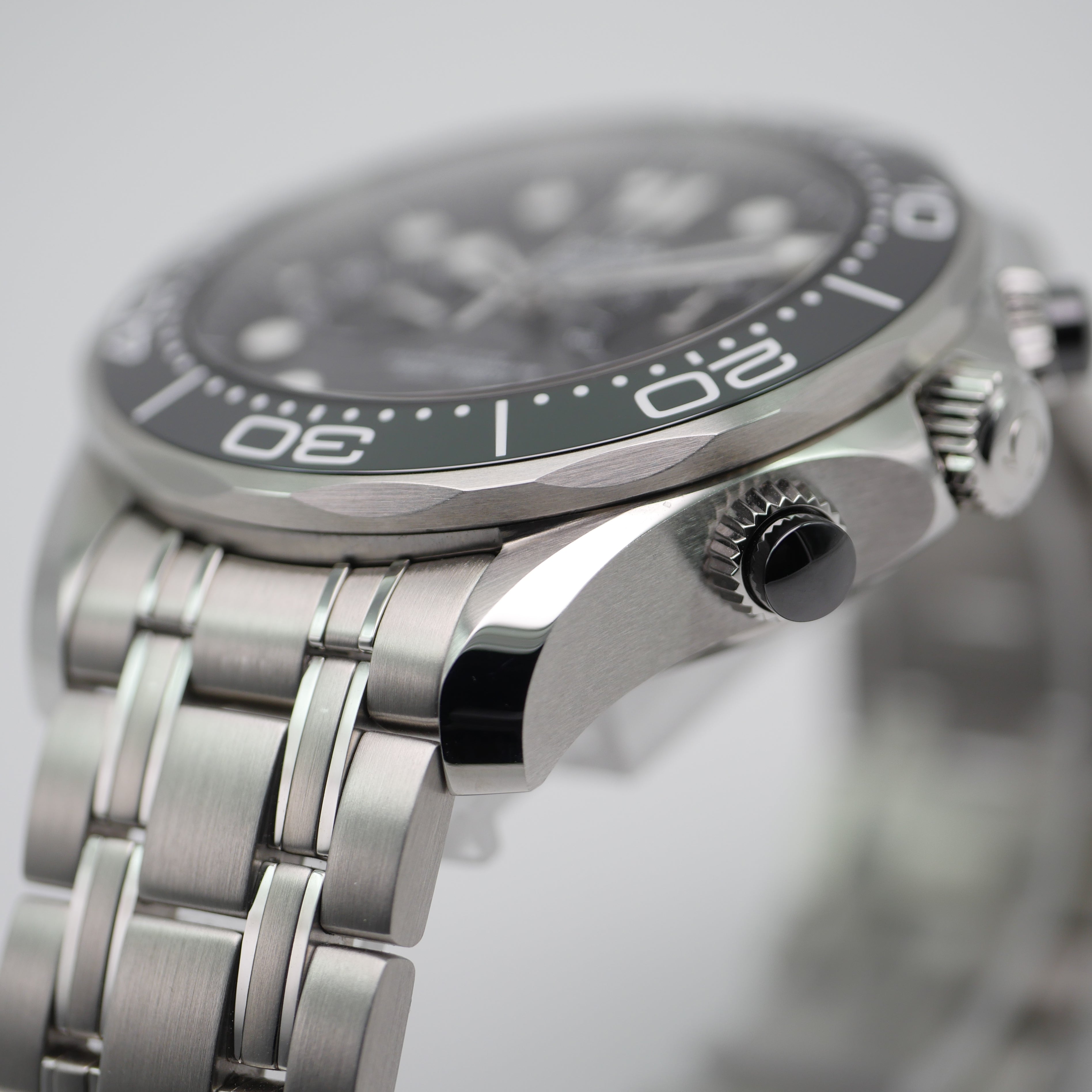 Omega Seamaster Diver 300 M Chronograph Stahl 210.30.44.51.01.001 - 2022