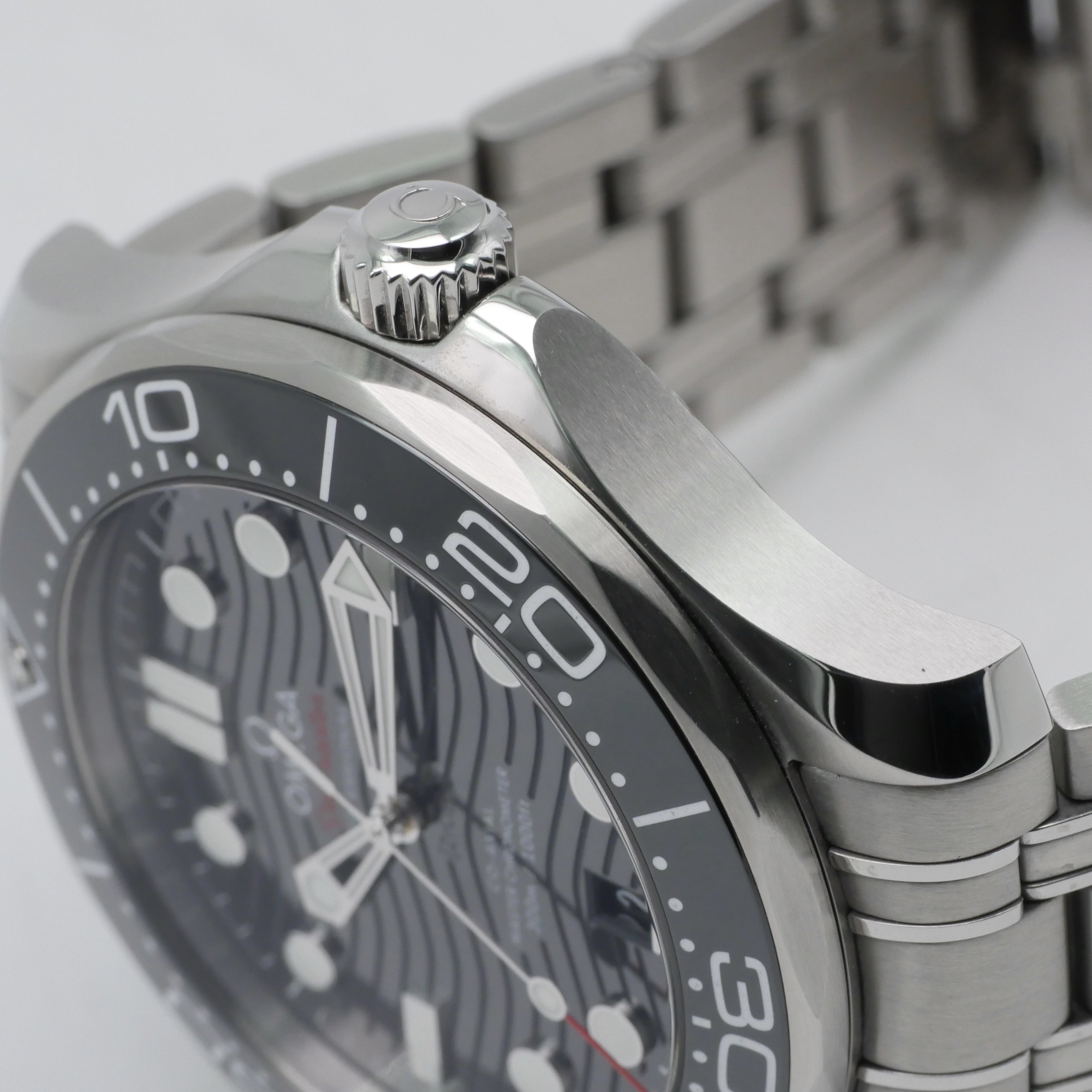 Omega Seamaster Diver 300M Stahl 21030422001001 - 2020