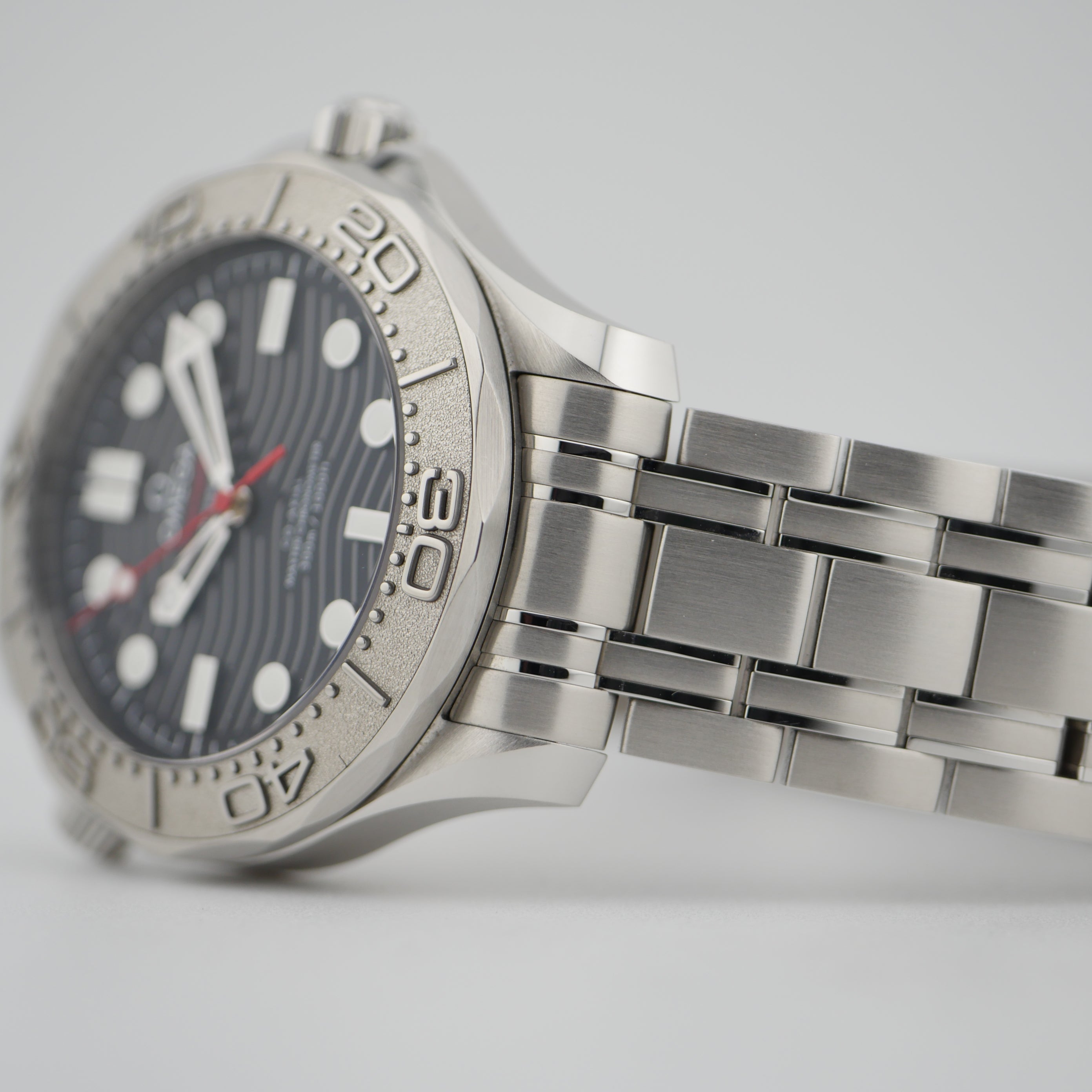 Omega Seamaster Diver 300 M Steel 21030422001002 "Nekton Edition" - 2021