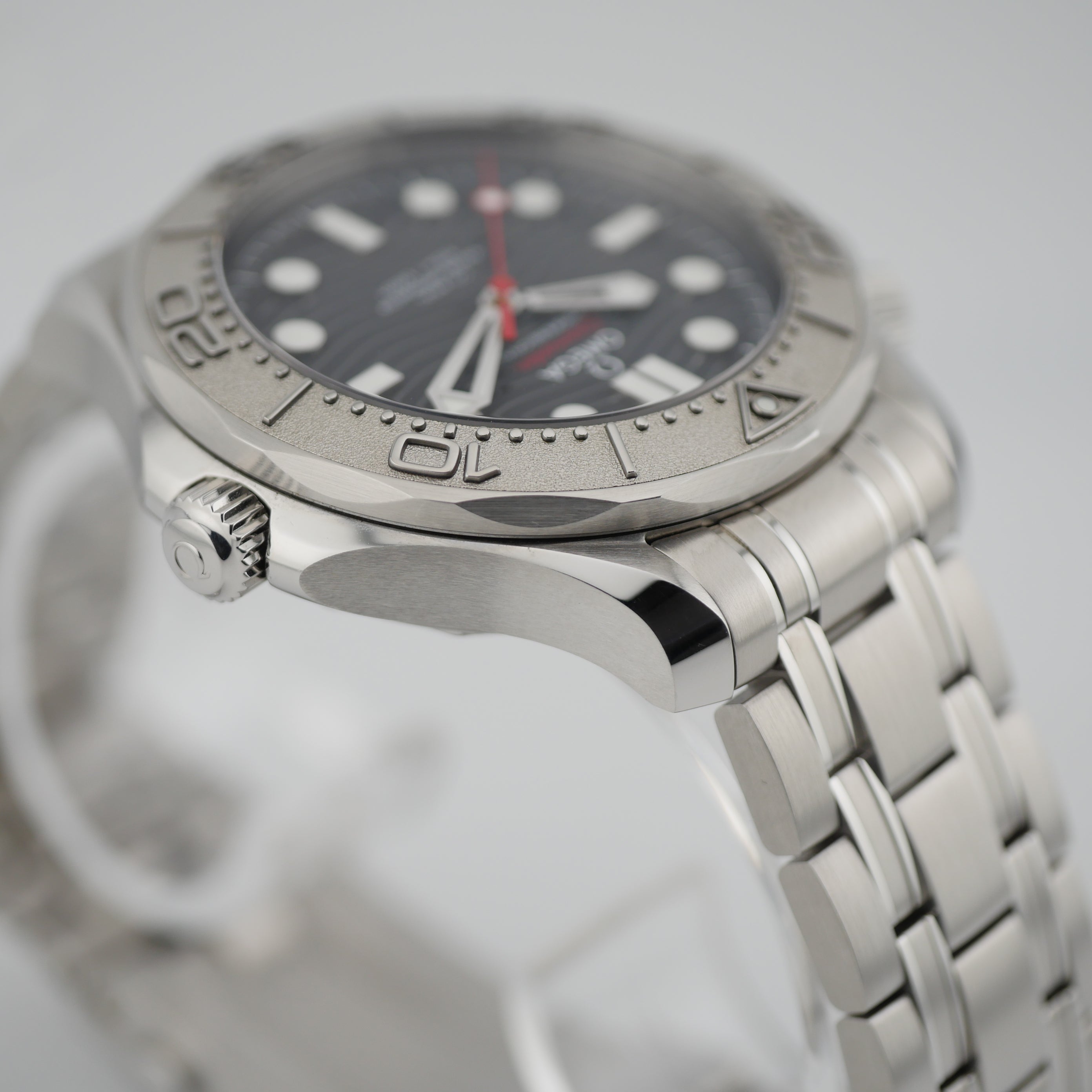 Omega Seamaster Diver 300 M Steel 21030422001002 "Nekton Edition" - 2021