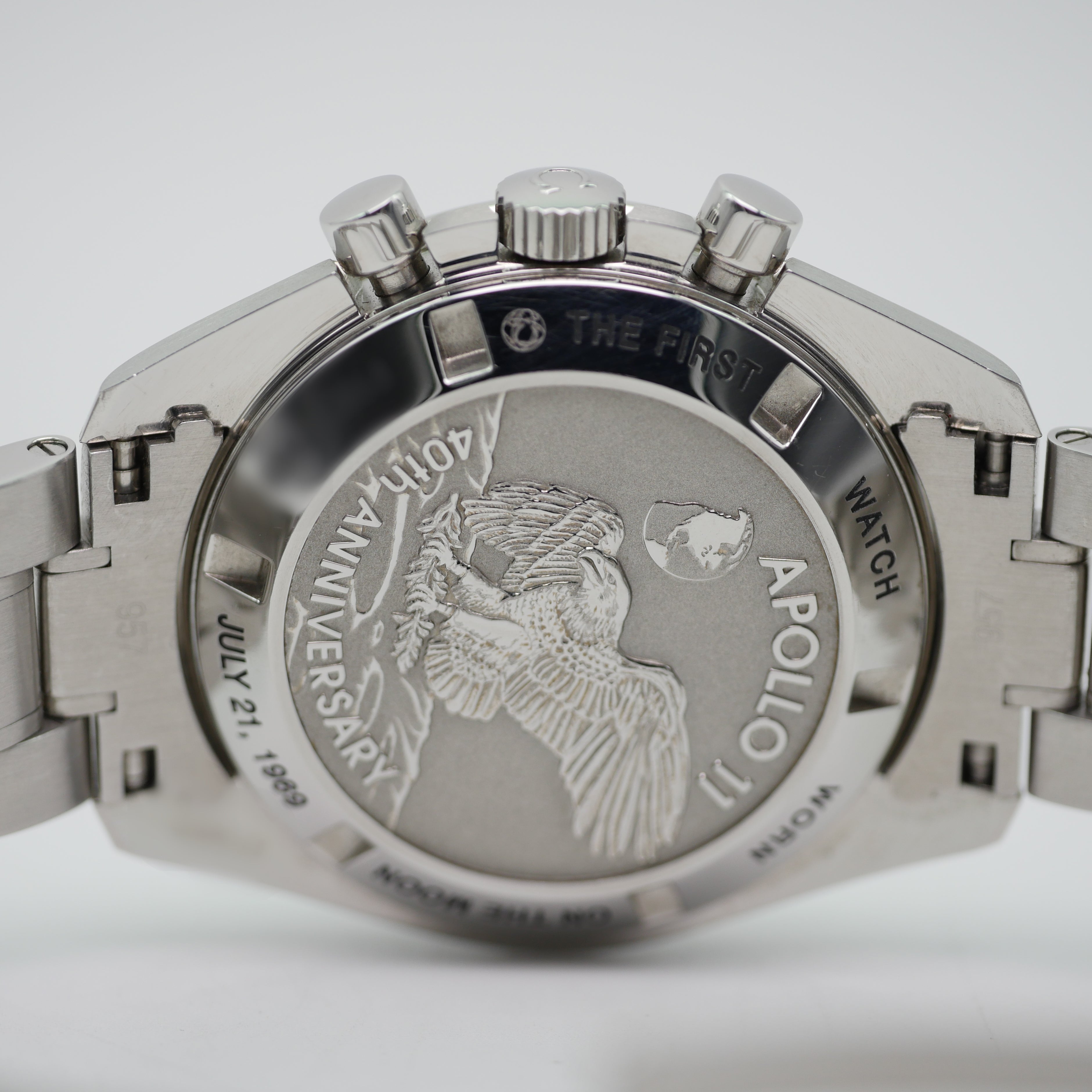 Omega Speedmaster Moonwatch Apollo 11 - 40th Anniversary Stahl 31130423001002 -2012