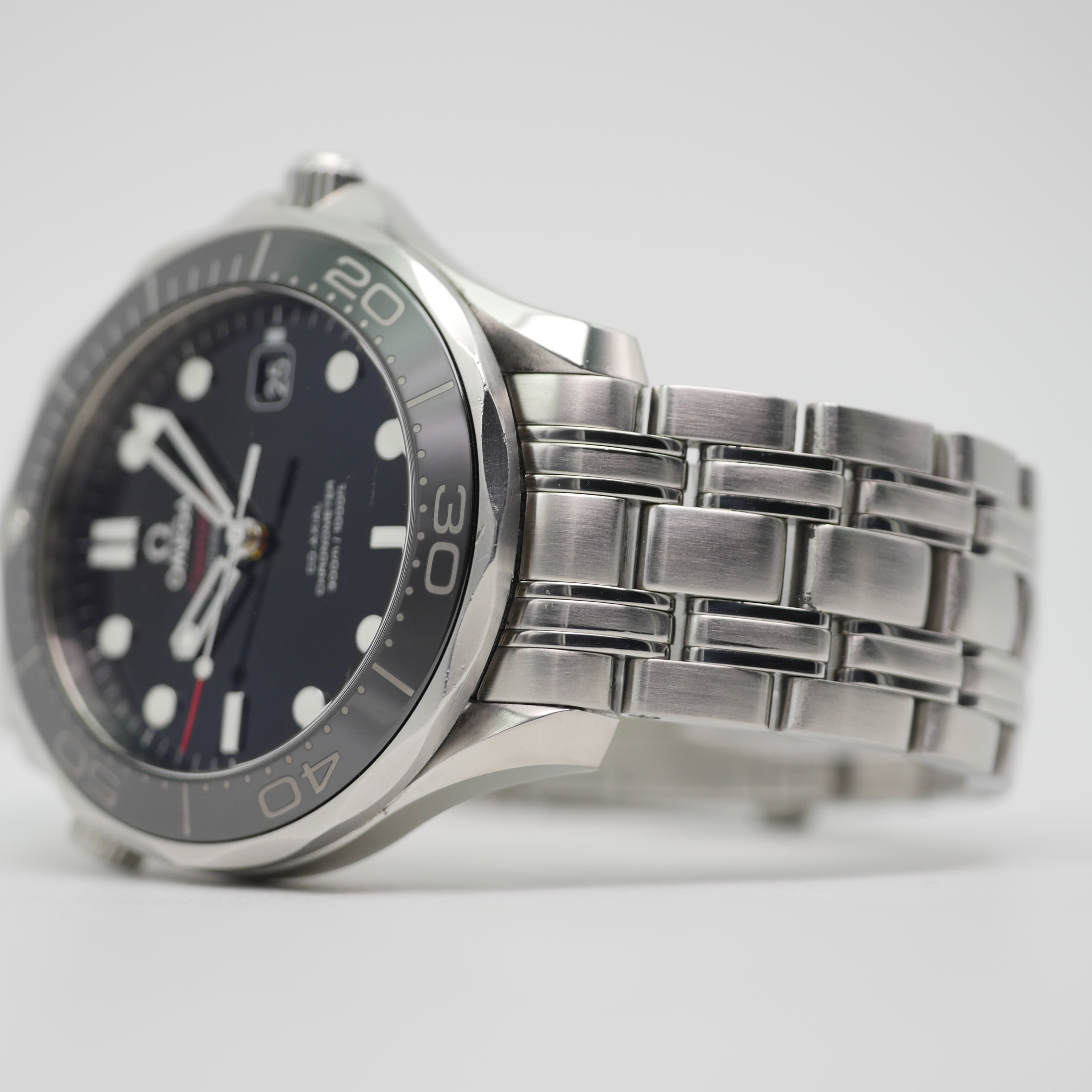 Omega Seamaster Diver 300 M Stahl 21230412001003- 2015