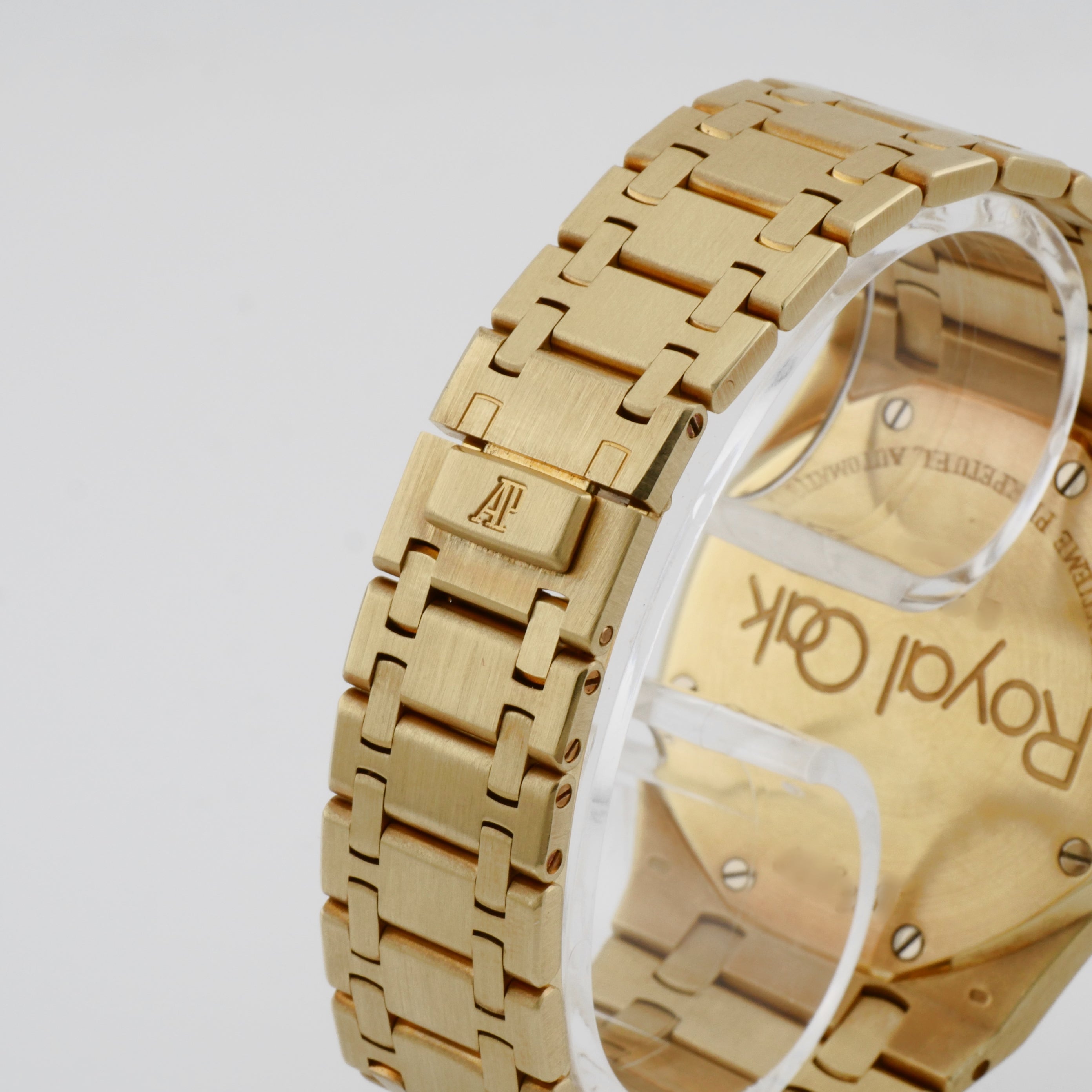 Audemars Piguet Royal Oak Perpetual Calendar Yellow Gold 1993 - 25654BA