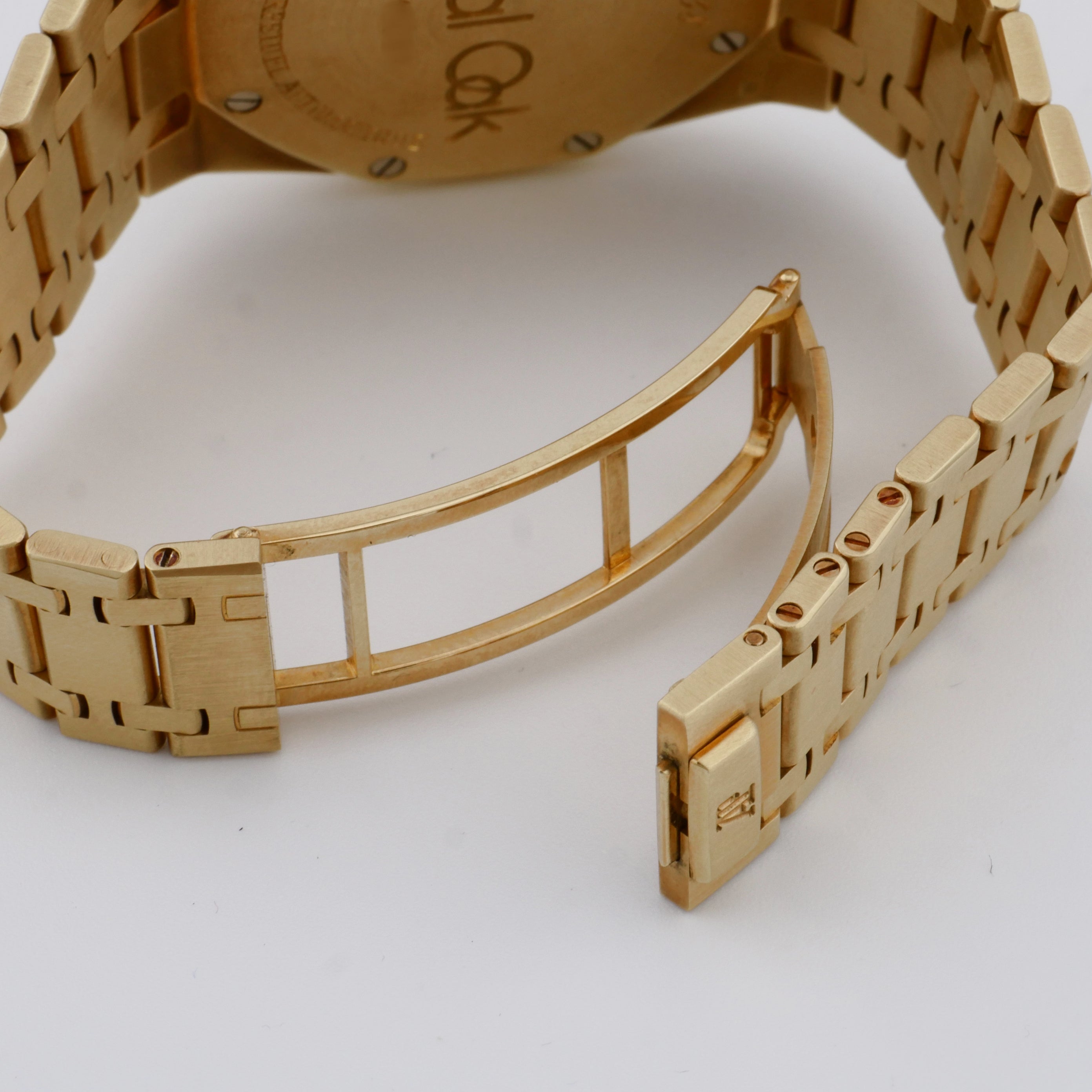 Audemars Piguet Royal Oak Perpetual Calendar Yellow Gold 1993 - 25654BA