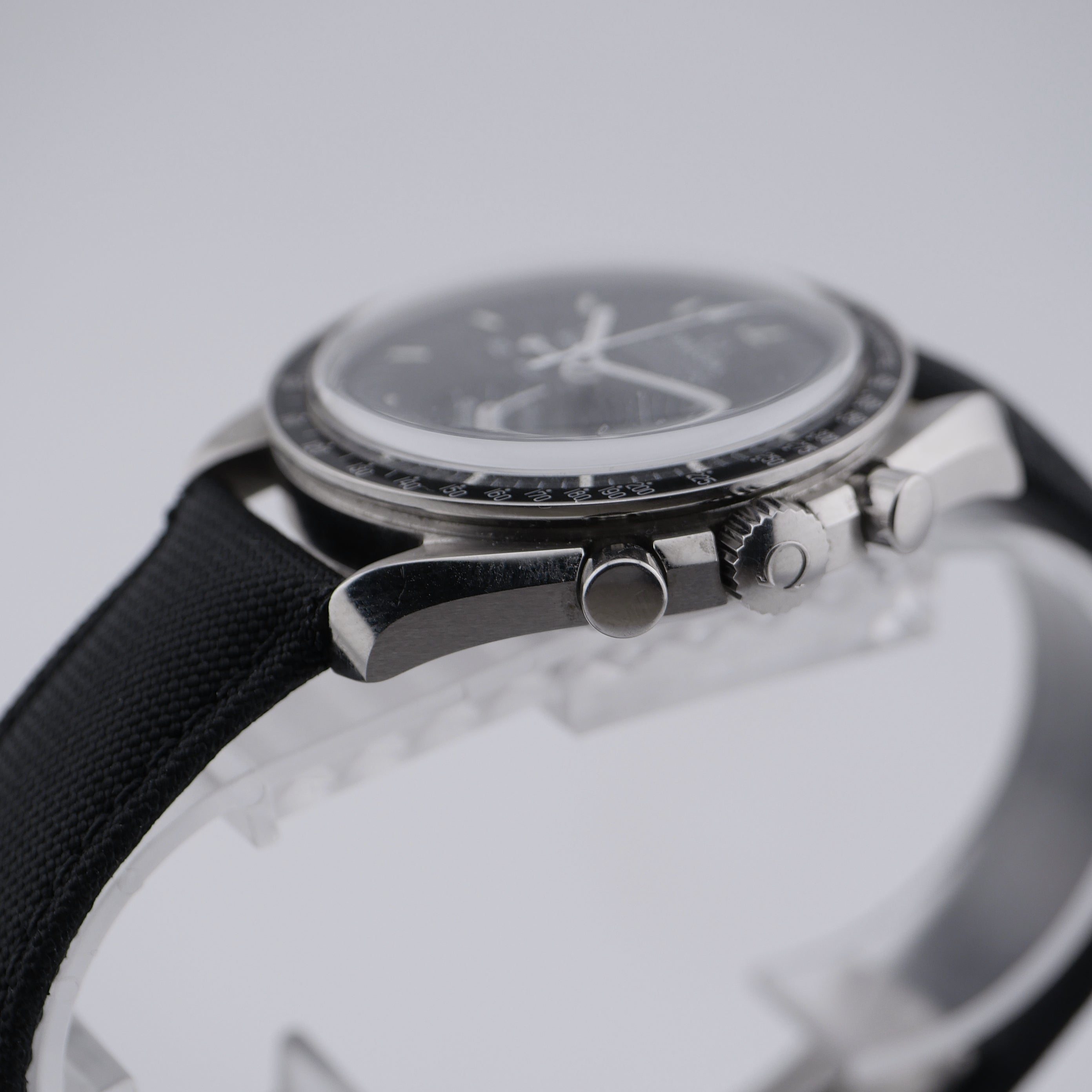 Omega Speedmaster Moonwatch Steel 310.32.42.50.01.002 - 2023